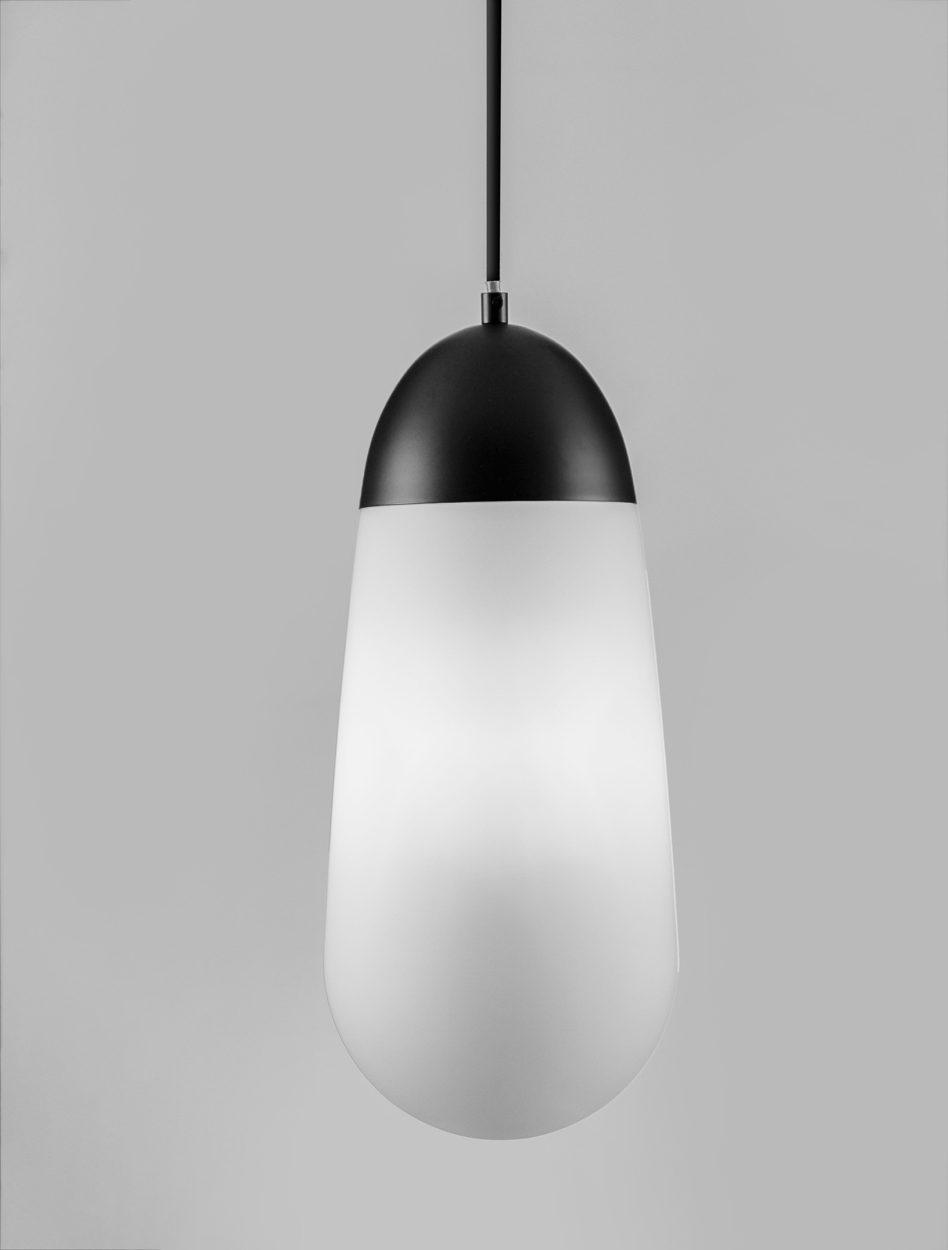BLAKY | H 246 D 18 cm | 5 W | IP20 | Black/White | Glass/Metal