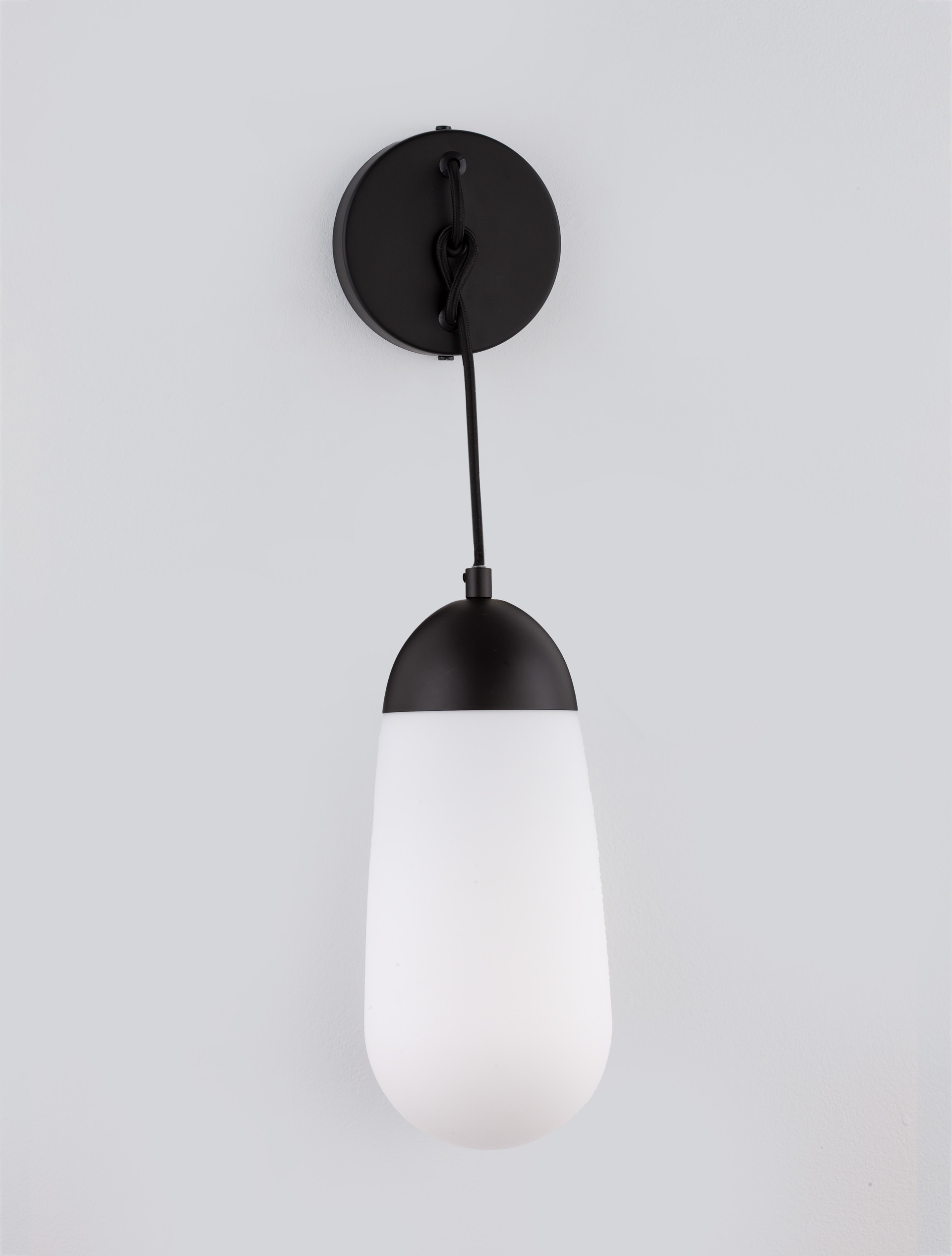 BLAKY | L 13 W 15.5 H 46 cm | 5 W | IP20 | Black/White | Glass/Metal
