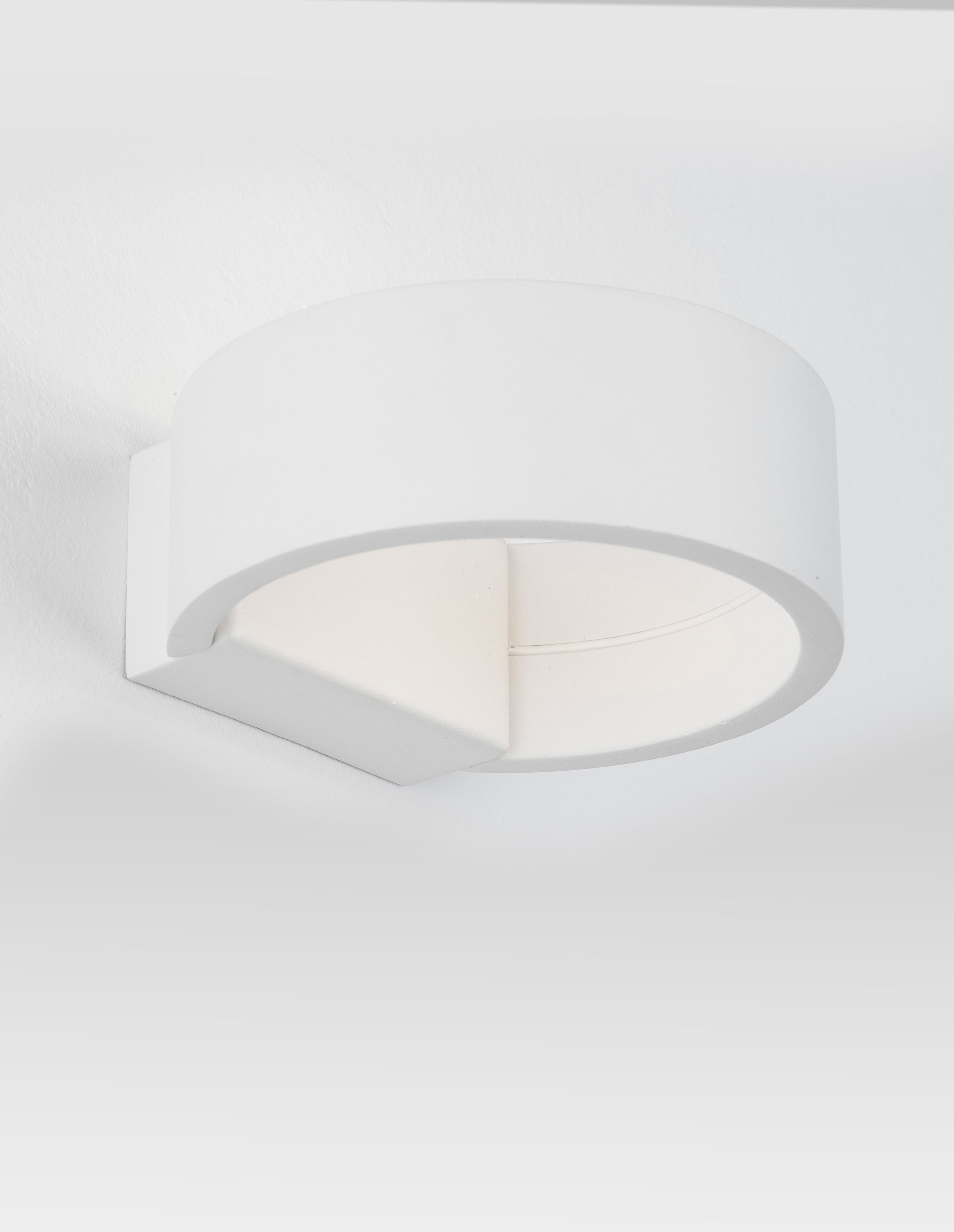ENNA | L 13.5 W 13.5 H 5 cm | 6 W | 3000 K | 444 lm | IP20 | White | Aluminum/Acrylic