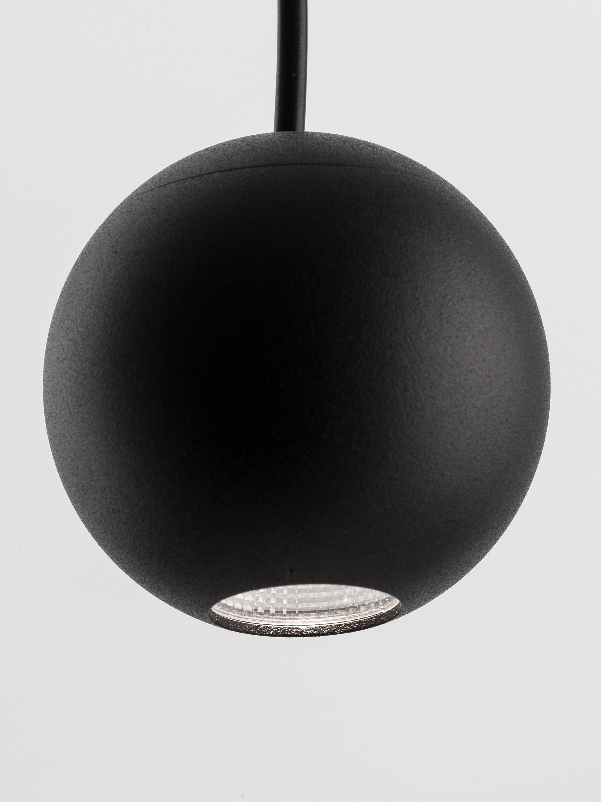 NOCCI | H 158 D 5 cm | 4 W | 3000 K | 290 lm | IP20 | Black | Aluminum