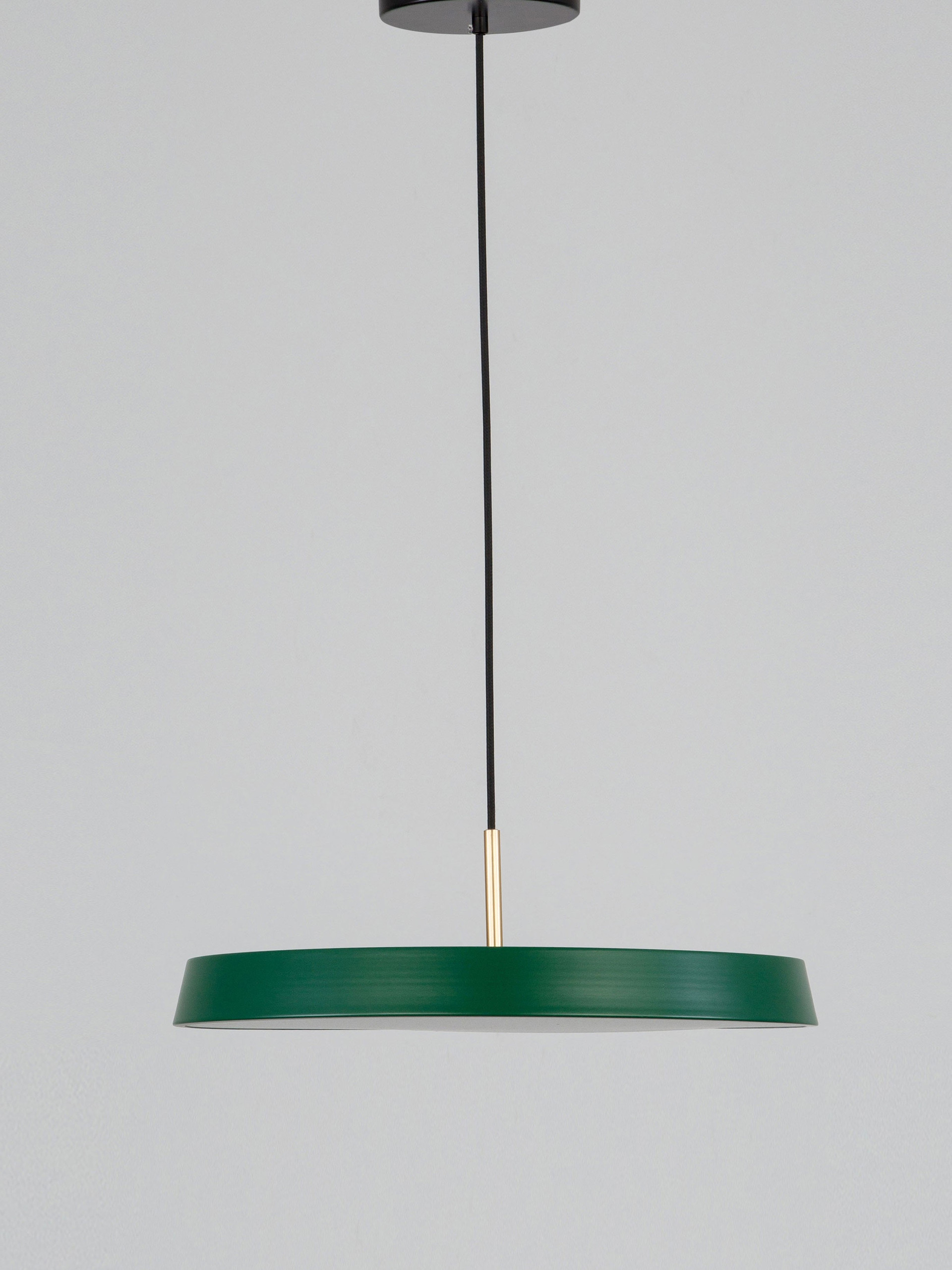 VETRO | H 130 D 50 cm | 37 W | 3000 K | 2590 lm | IP20 | Green | Aluminum/Acrylic