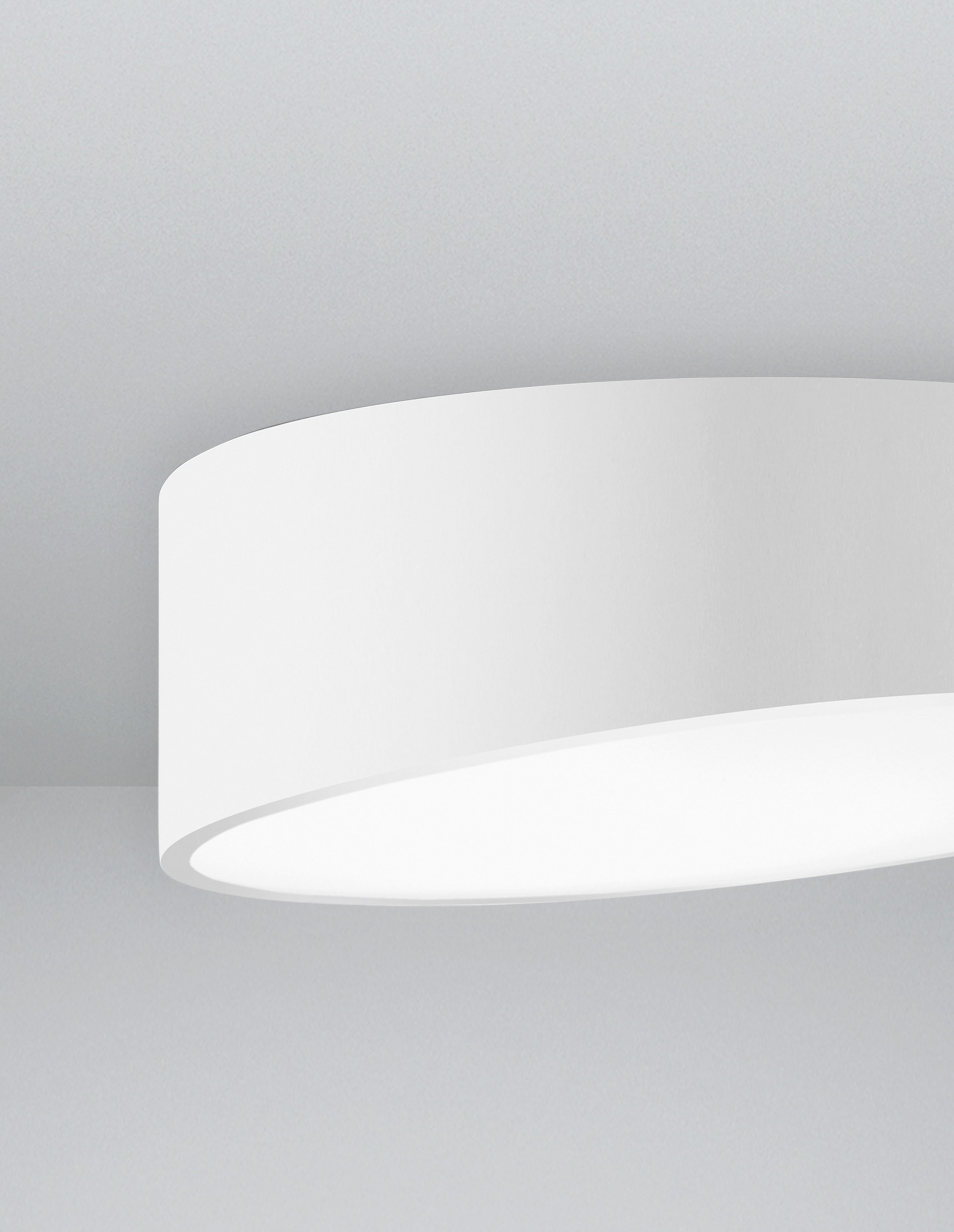 MAGGIO | H 12 D 40 cm | 24 W | 3000 K | 2280 lm | IP20 | White | Aluminum/Acrylic