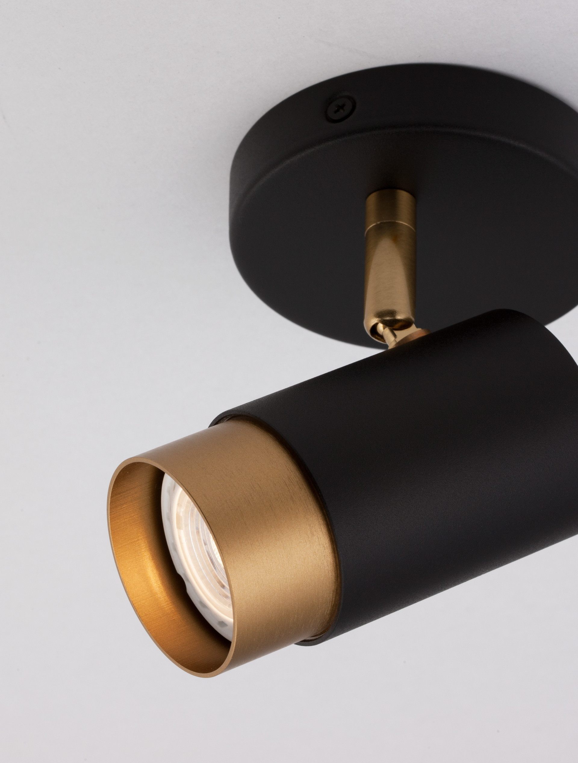 POGNO | H 14 D 5.4 cm | 10 W | IP20 | Black/Gold | Aluminum