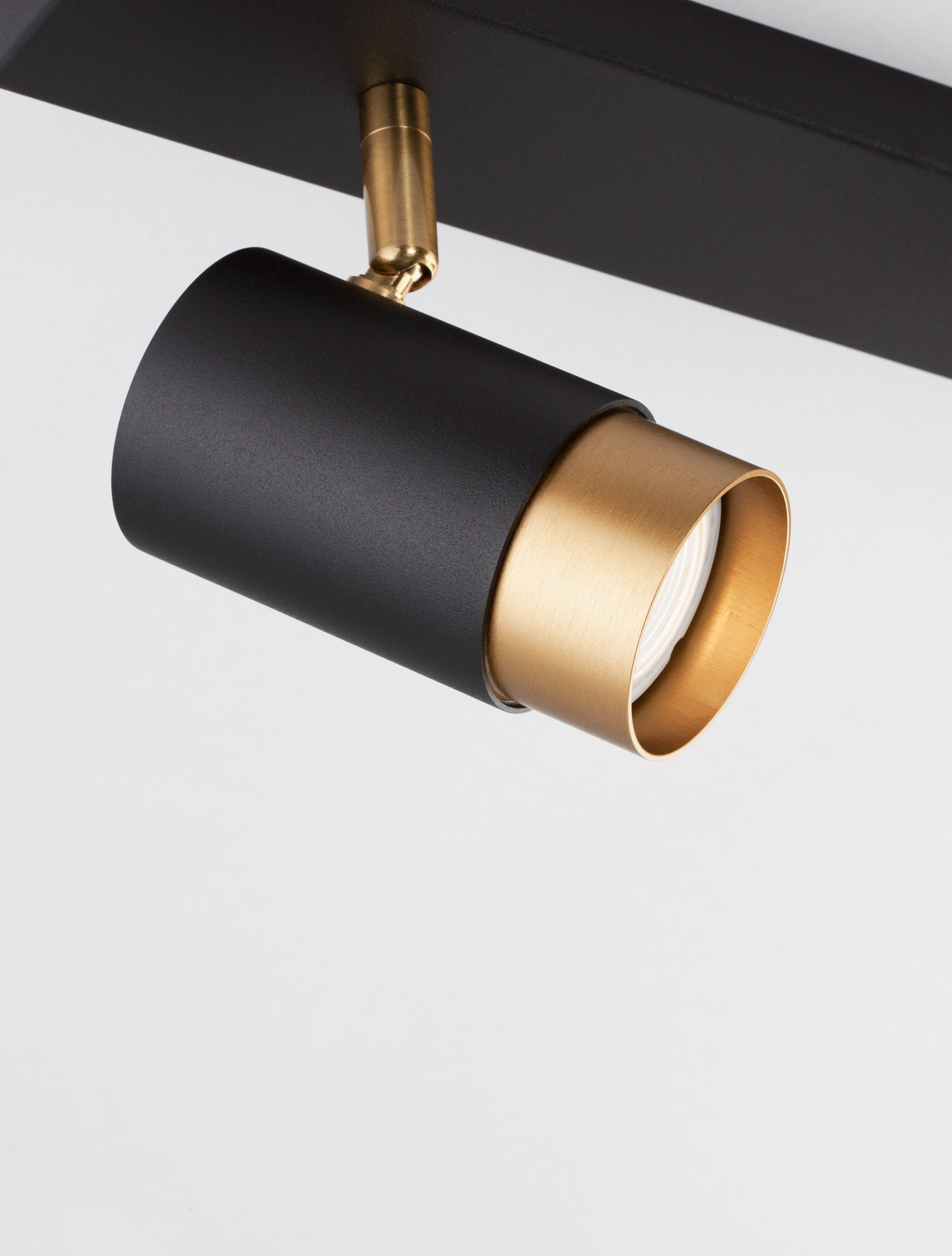 POGNO | L 35 W 6 H 14 cm | 20 W | IP20 | Black/Gold | Aluminum