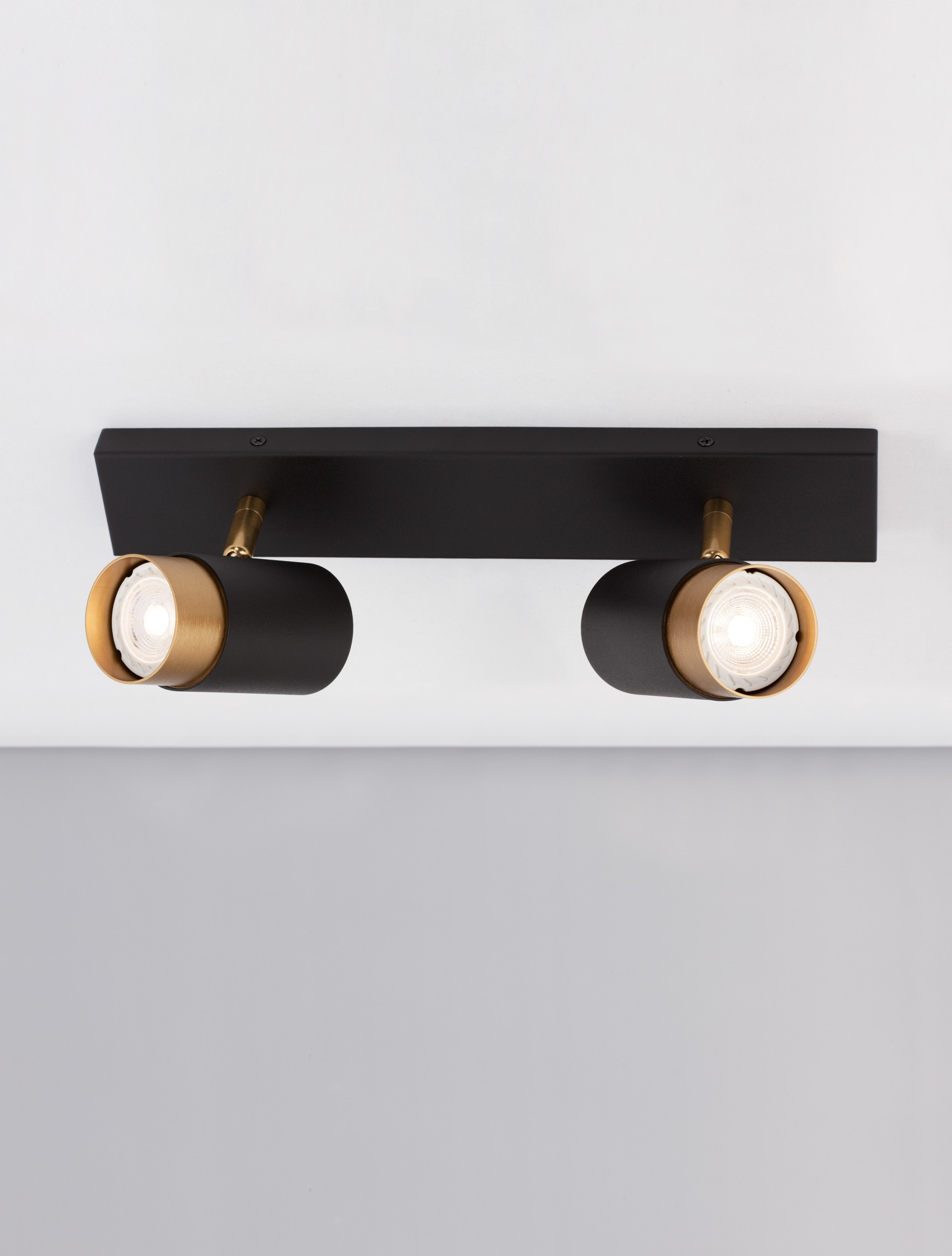POGNO | L 35 W 6 H 14 cm | 20 W | IP20 | Black/Gold | Aluminum