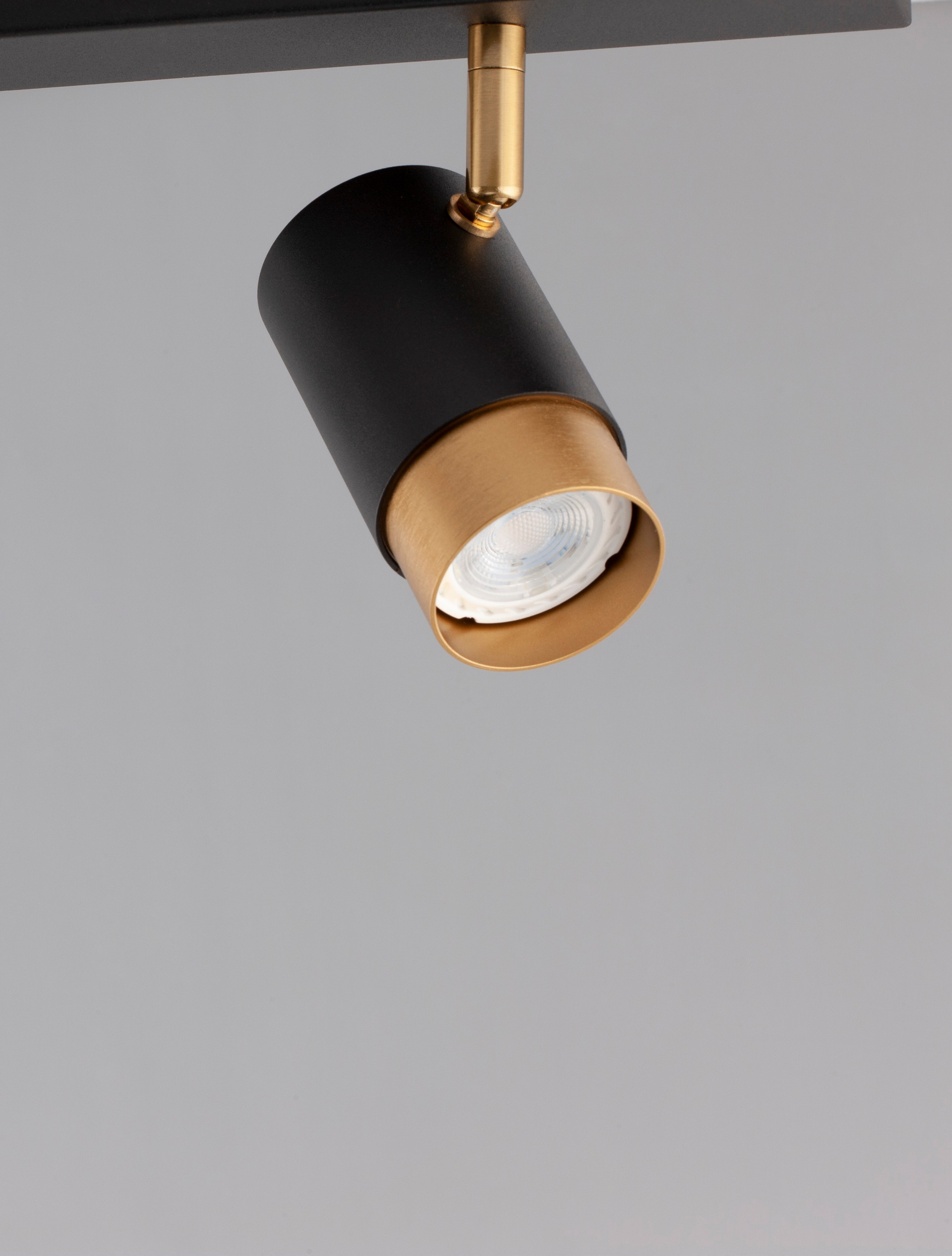 POGNO | L 60 W 6 H 14 cm | 30 W | IP20 | Black/Gold | Aluminum