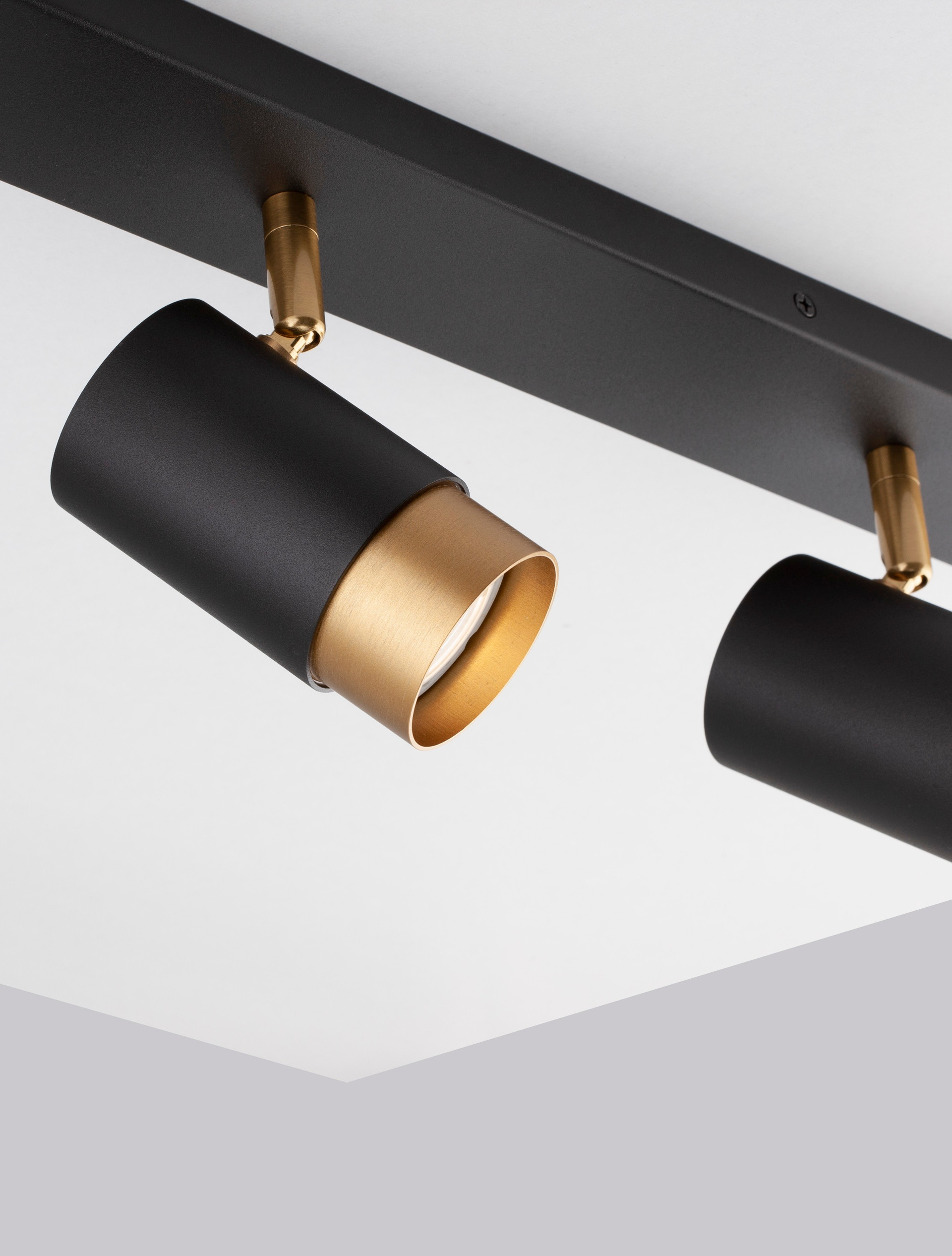POGNO | L 60 W 6 H 14 cm | 30 W | IP20 | Black/Gold | Aluminum