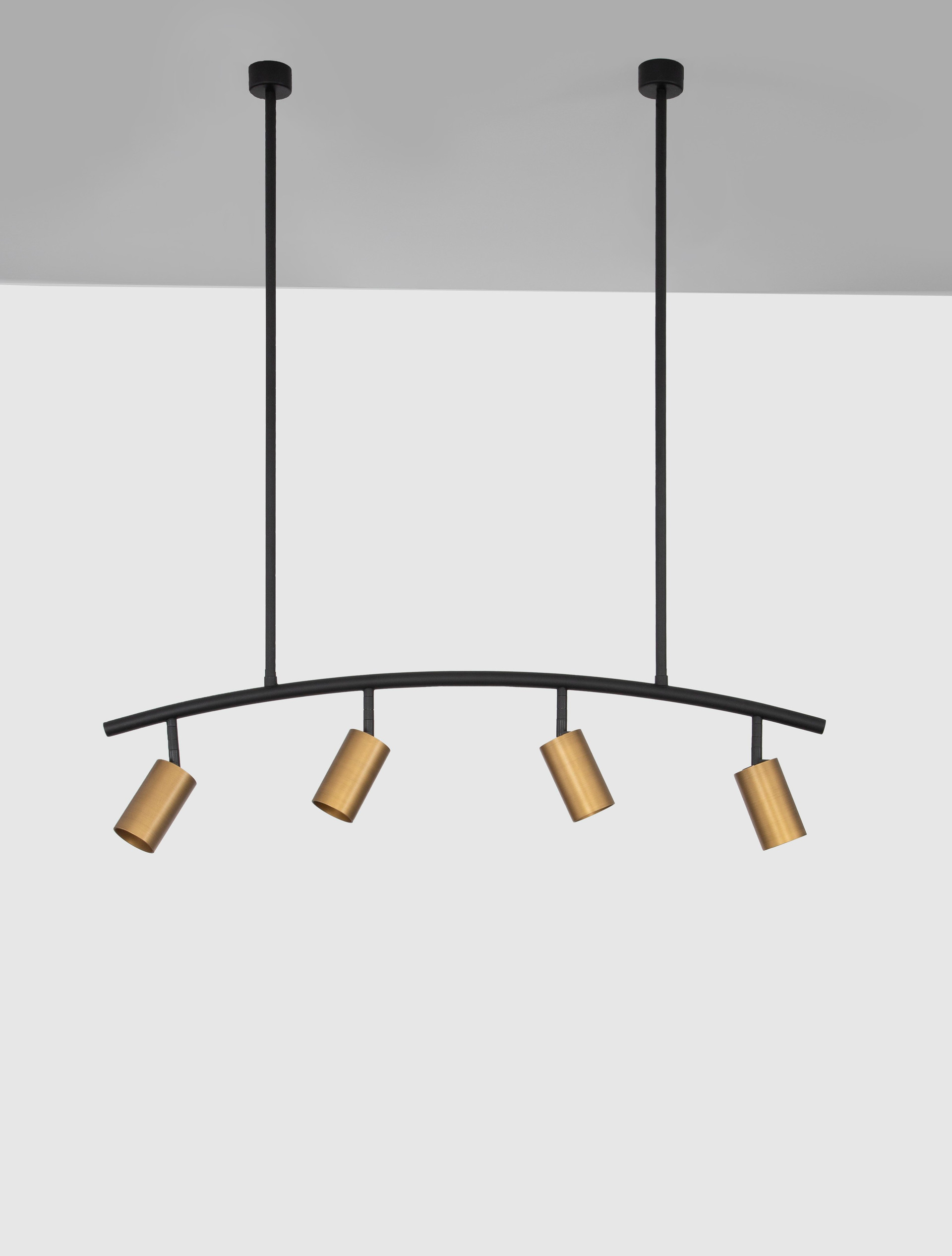POGNO | L 96.5 H 90 cm | 40 W | IP20 | Black/Gold | Aluminum