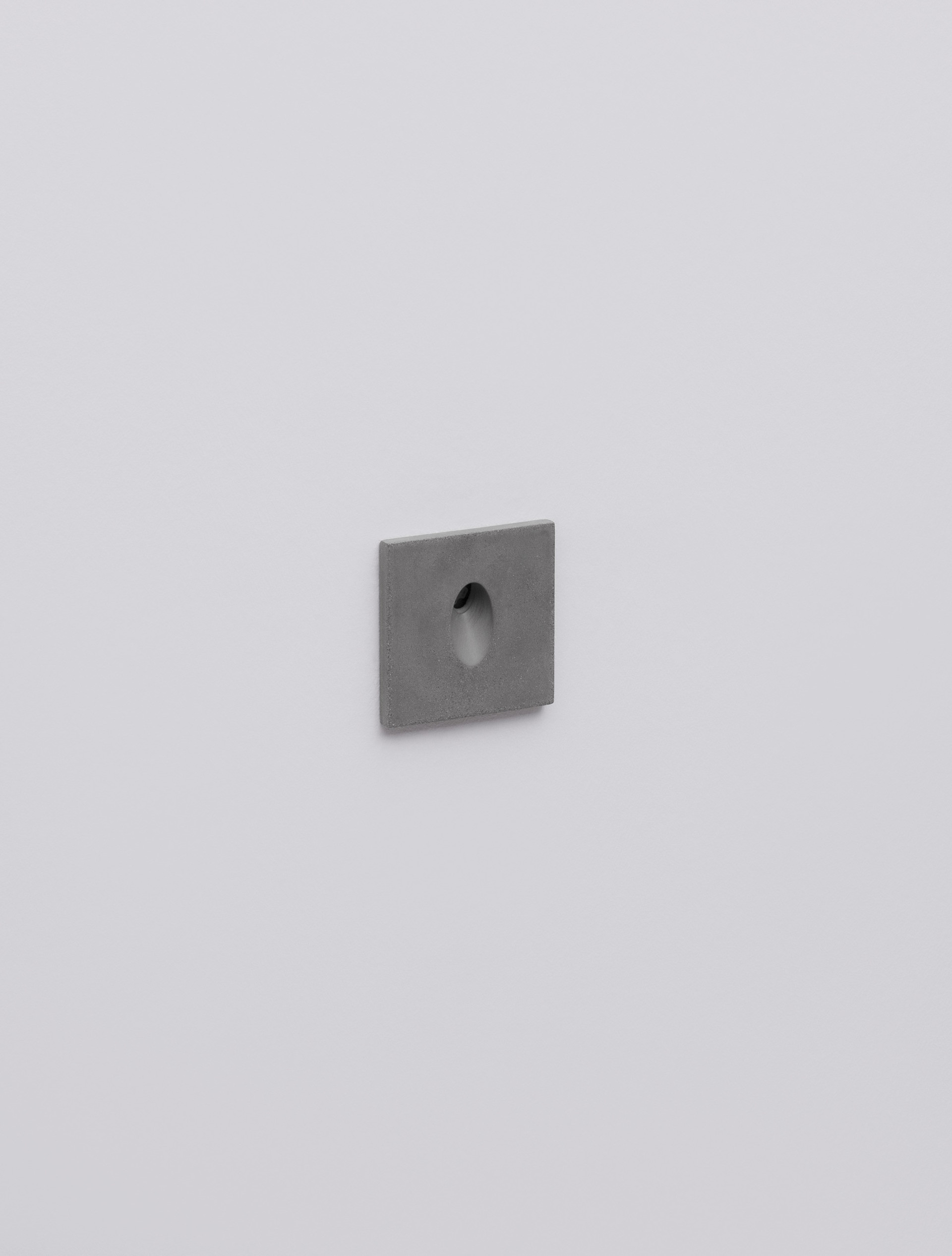 FILNO COVER OVAL thumbnail