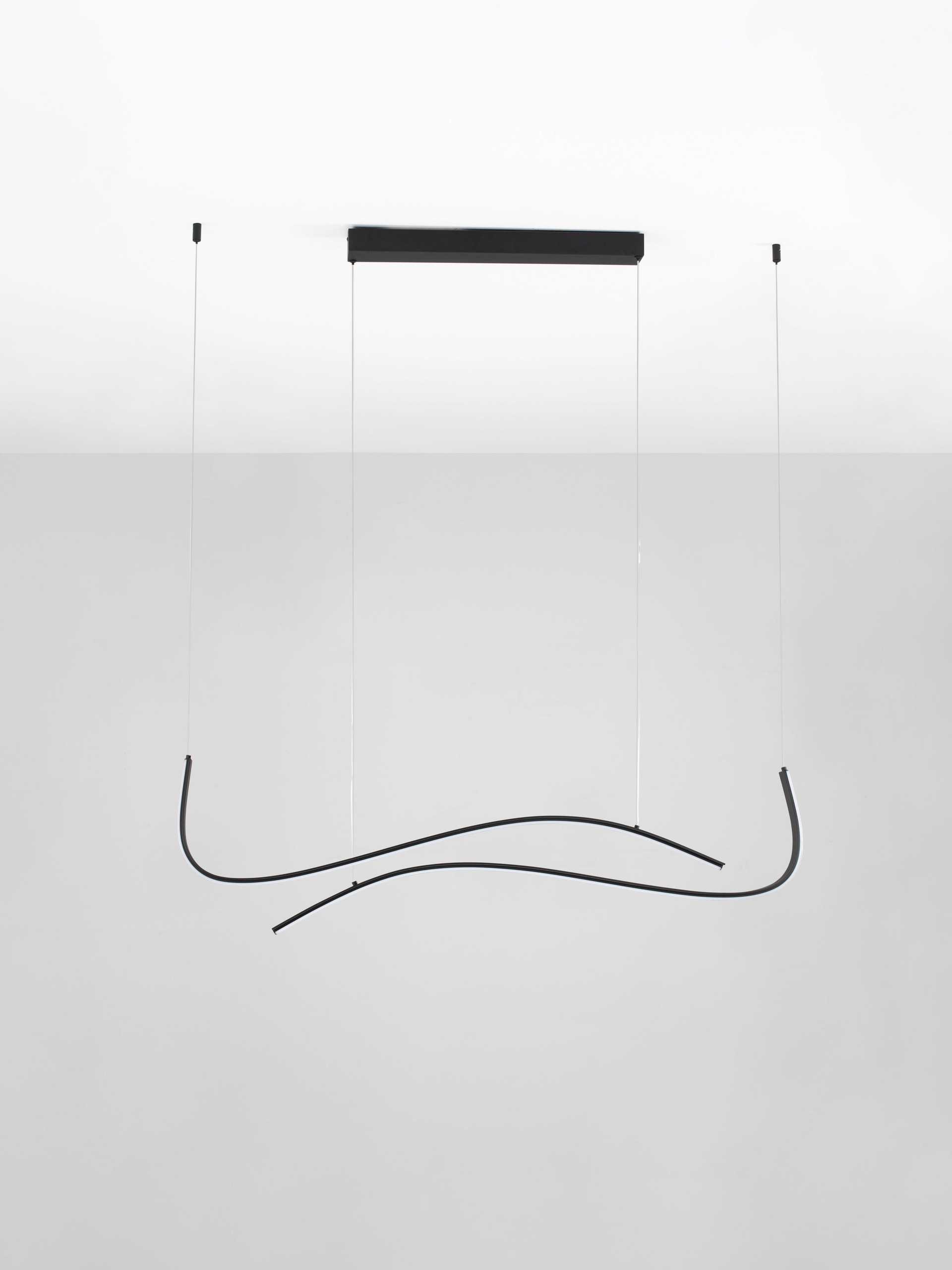BRIO | L 104 W 8 H 120 cm | 27 W | 3000/2700/4000 K | 1203 lm | IP20 | Μαύρο | Αλουμίνιο/Ακρυλικό