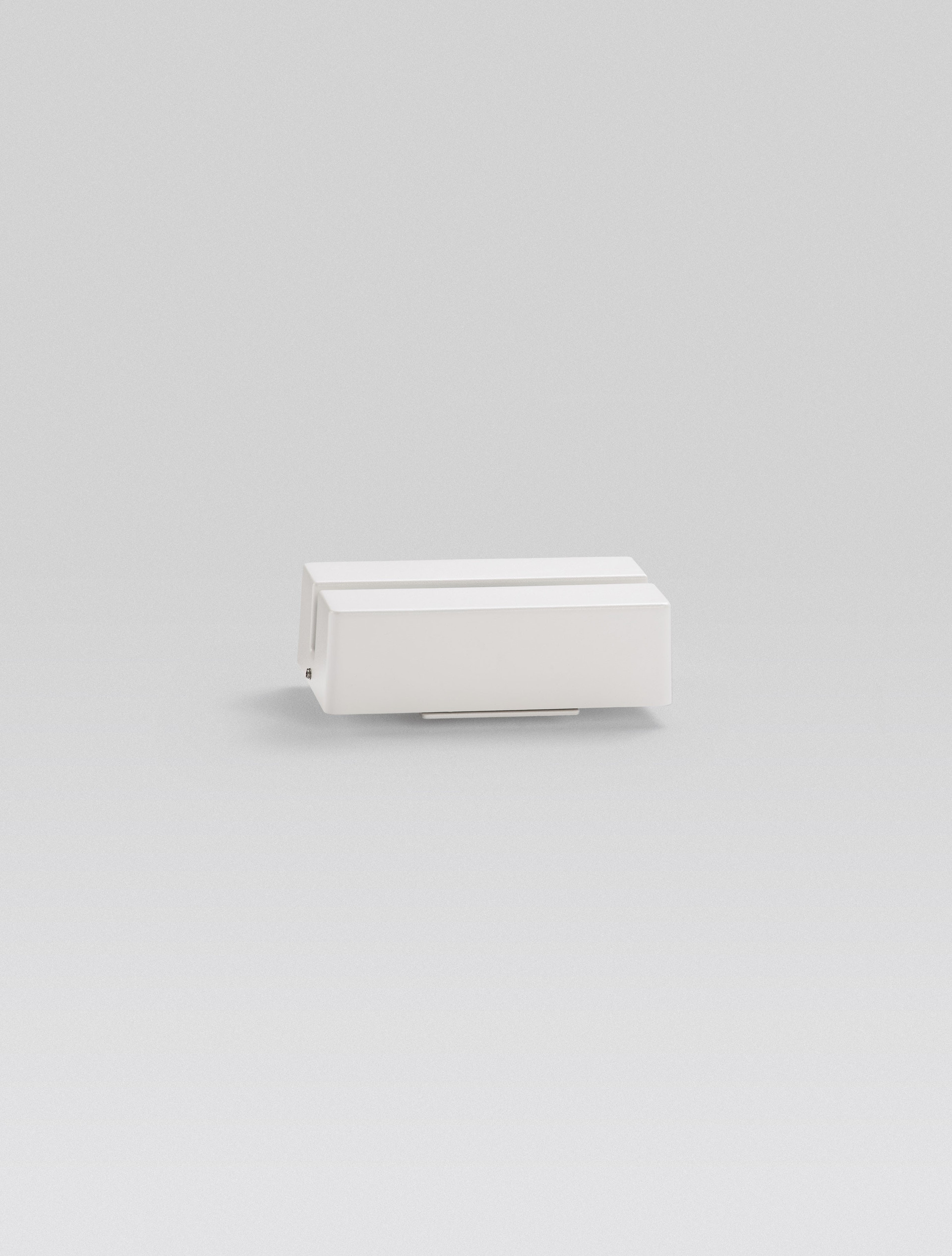 Dio W30-4W | L 15.5 W 4.7 H 8.5 cm | 4 W | 3000 K | 60 lm | IP65 | White | Aluminum