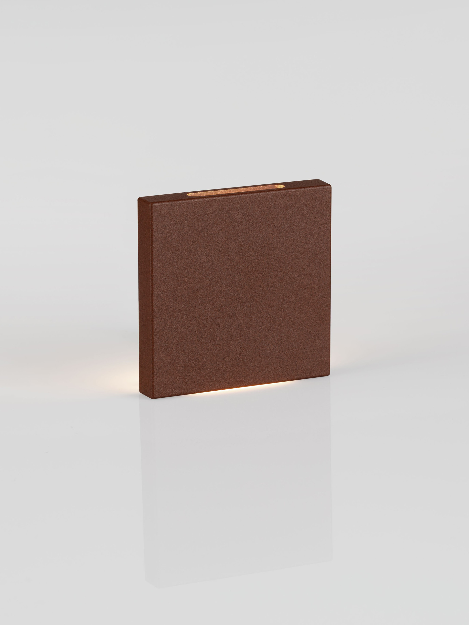 GOZ | L 8 W 5 H 8 cm | 2 W | 3000 K | 36 lm | IP65 | Corten | Aluminum