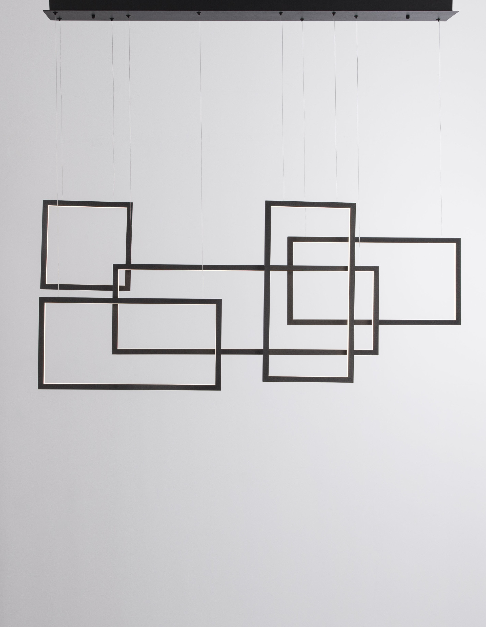 CORNICE | L 120 cm | 91 W | 3000 K | 4860 lm | IP20 | Black | Aluminum/Acrylic