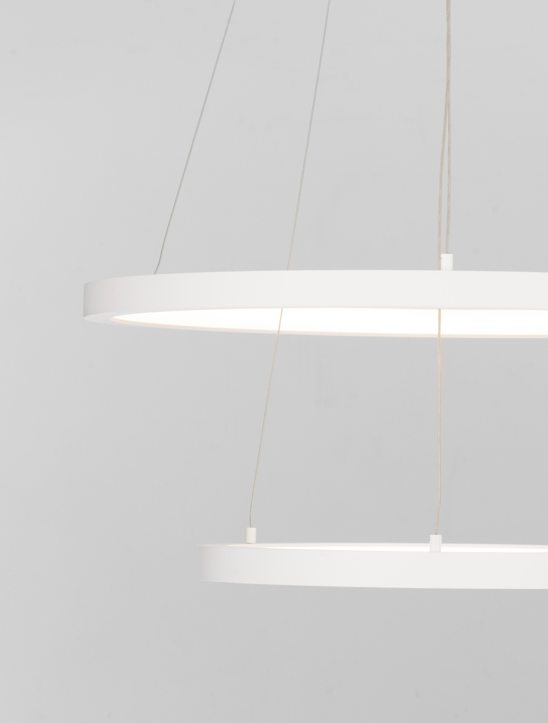 EMPATIA | H 120 D 60 cm | 60 W | 3000 K | 1755 lm | IP20 | White | Aluminum/Acrylic