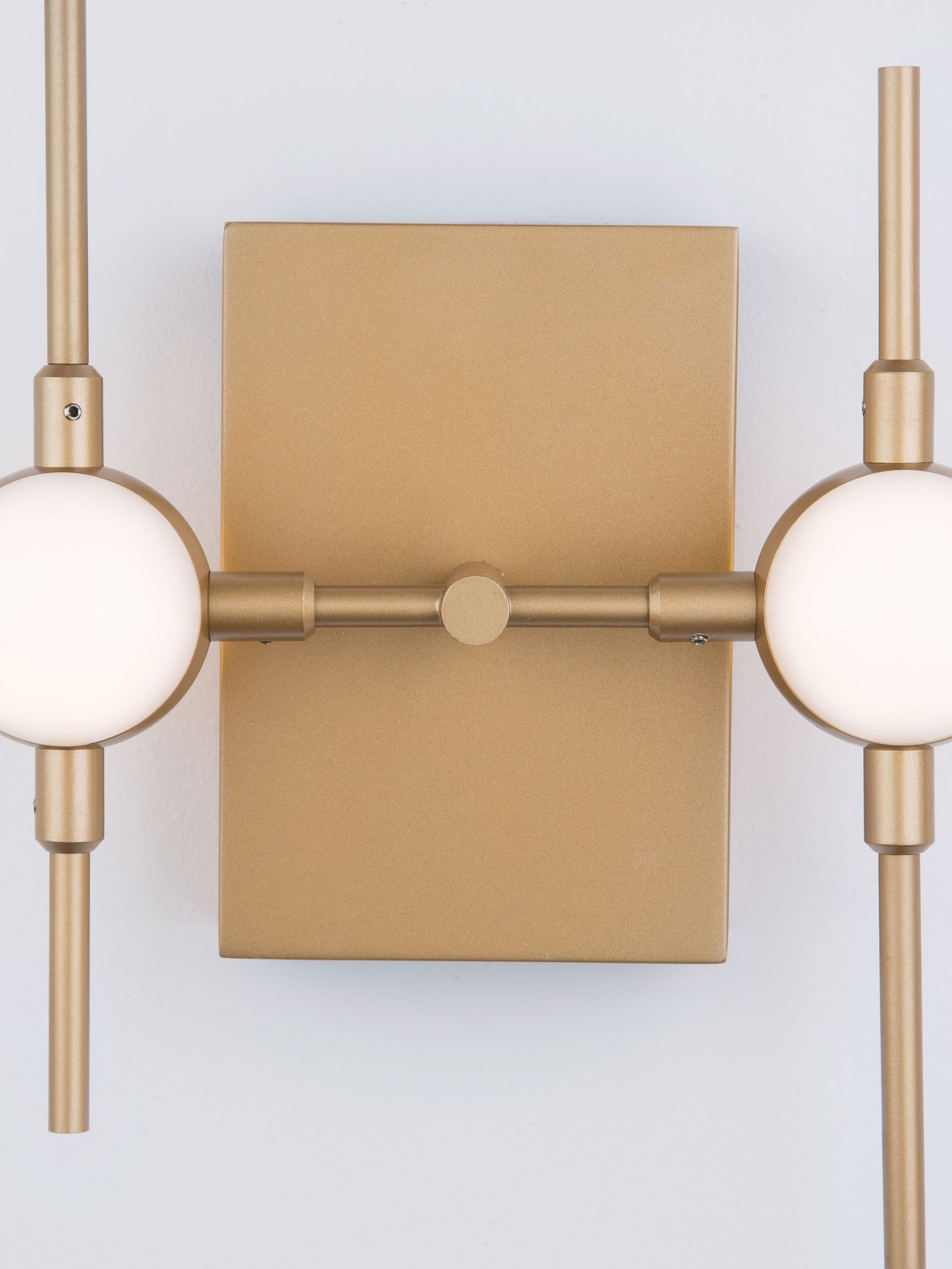 ATOMO | L 31 W 3.5 H 40 cm | 9 W | 3000 K | 605 lm | IP20 | Gold | Metal/Acrylic