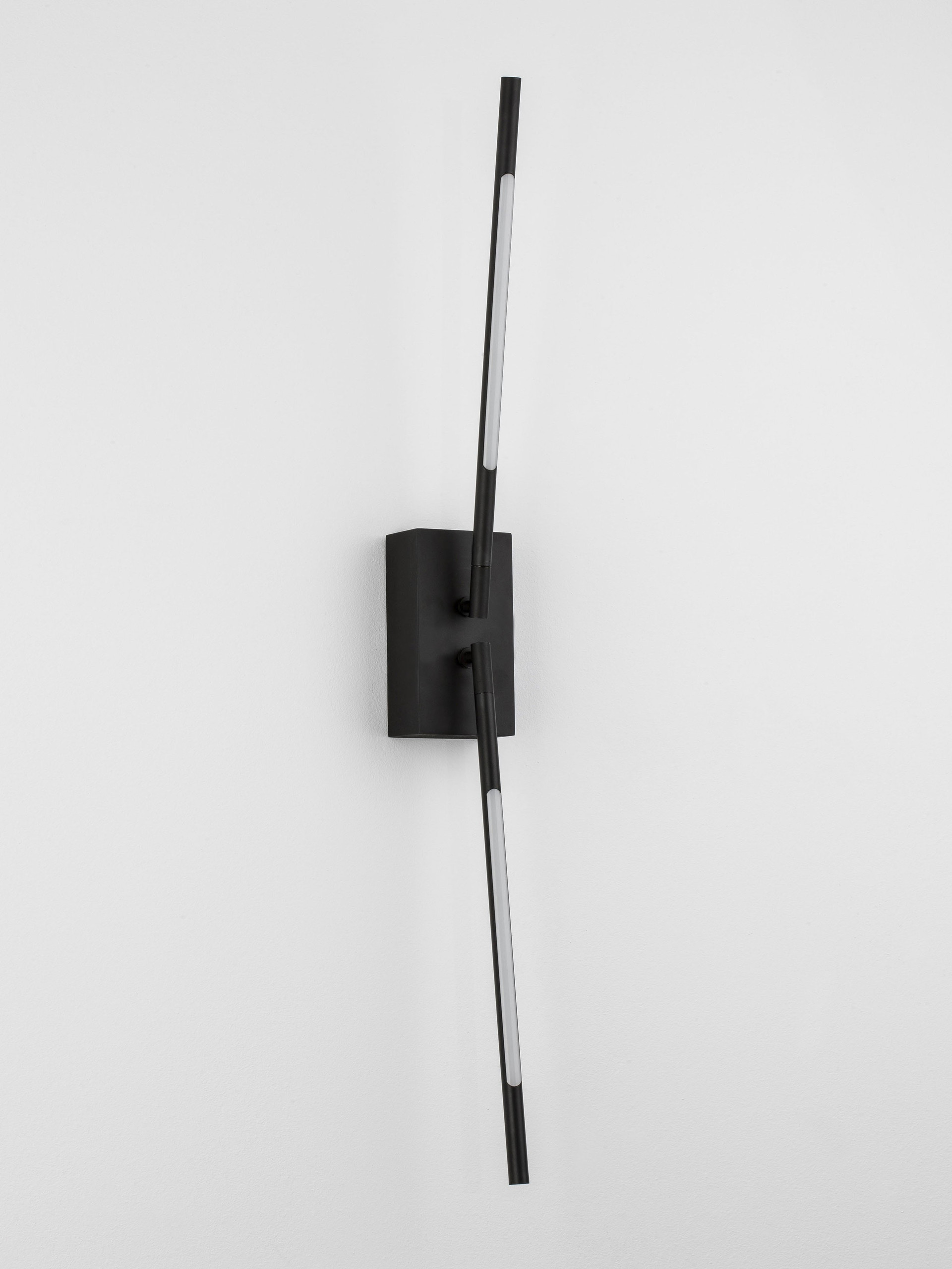 RACCIO | L 7.5 W 12 H 74 cm | 10 W | 3000 K | 500 lm | IP20 | Black | Metal/Acrylic