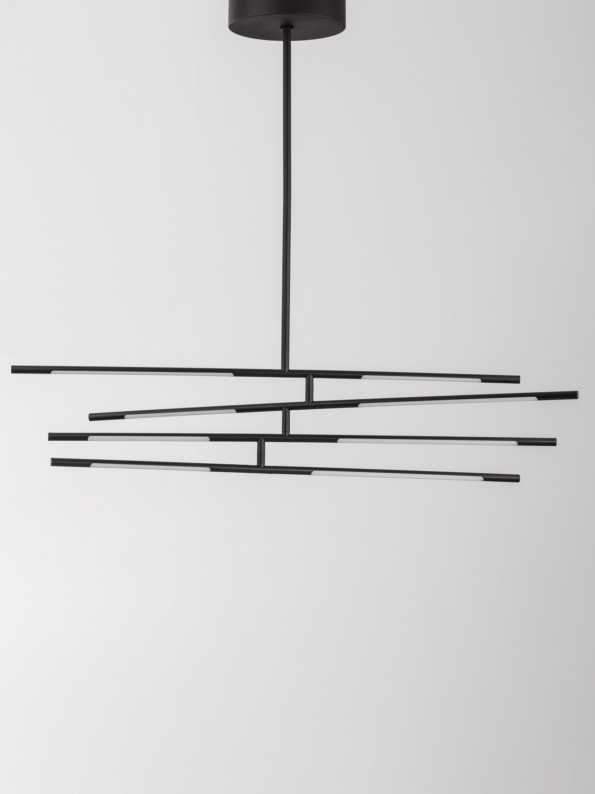 RACCIO | L 84 W 80 cm | 48 W | 3000 K | 3633 lm | IP20 | Black | Metal/Acrylic