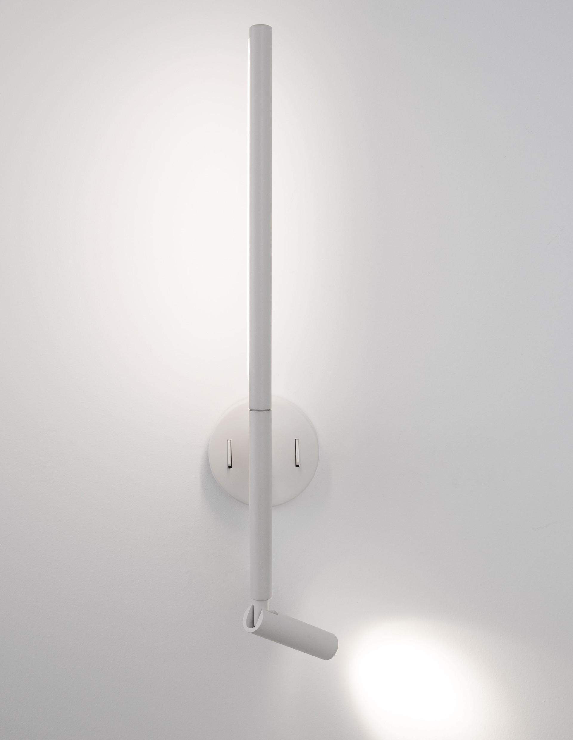 HANDY | L 10.5 W 14 H 55 cm | 9 W | 3000 K | 510 lm | IP20 | White | Aluminum/Acrylic