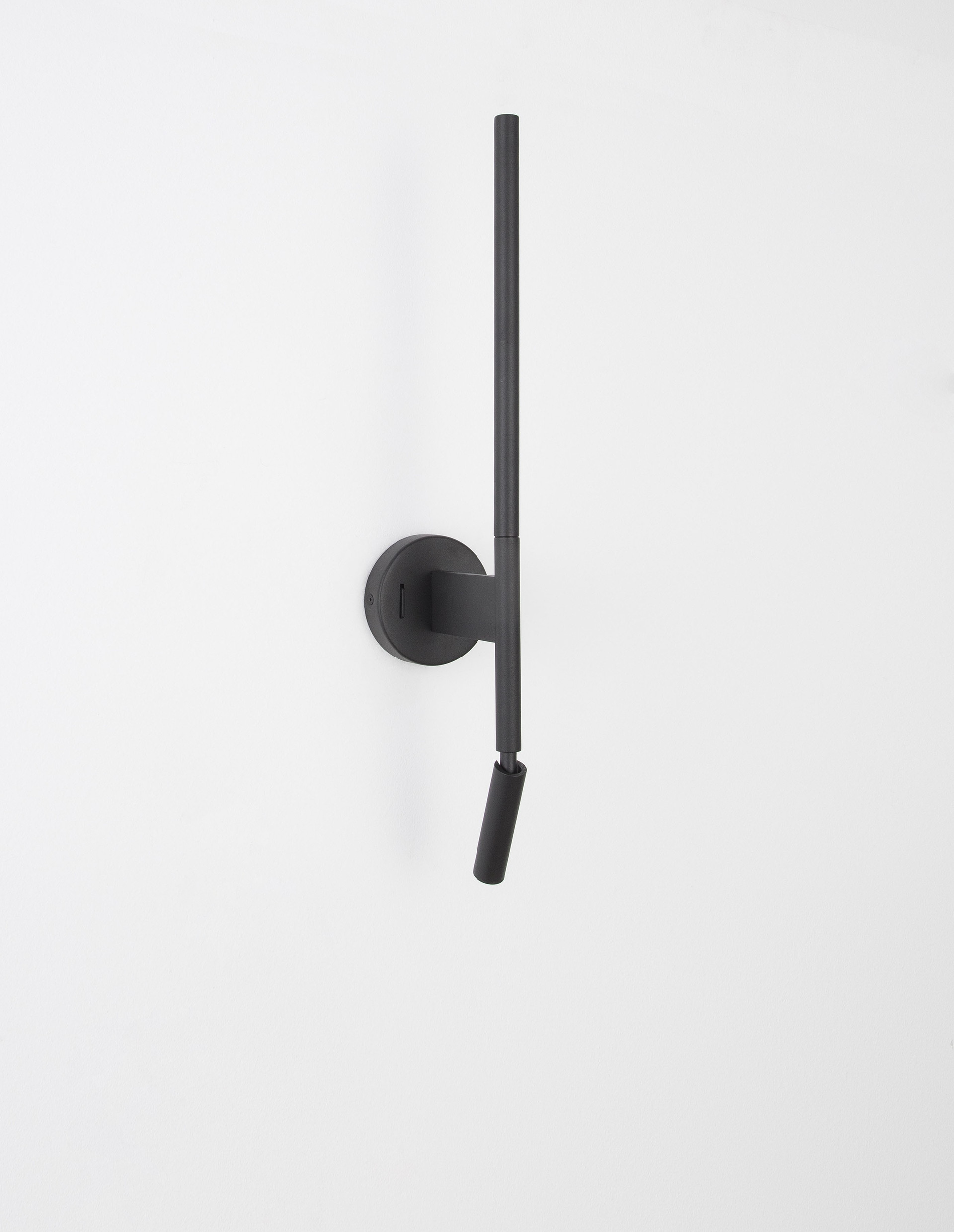 HANDY | L 10.5 W 14 H 55 cm | 9 W | 3000 K | 510 lm | IP20 | Black | Aluminum/Acrylic