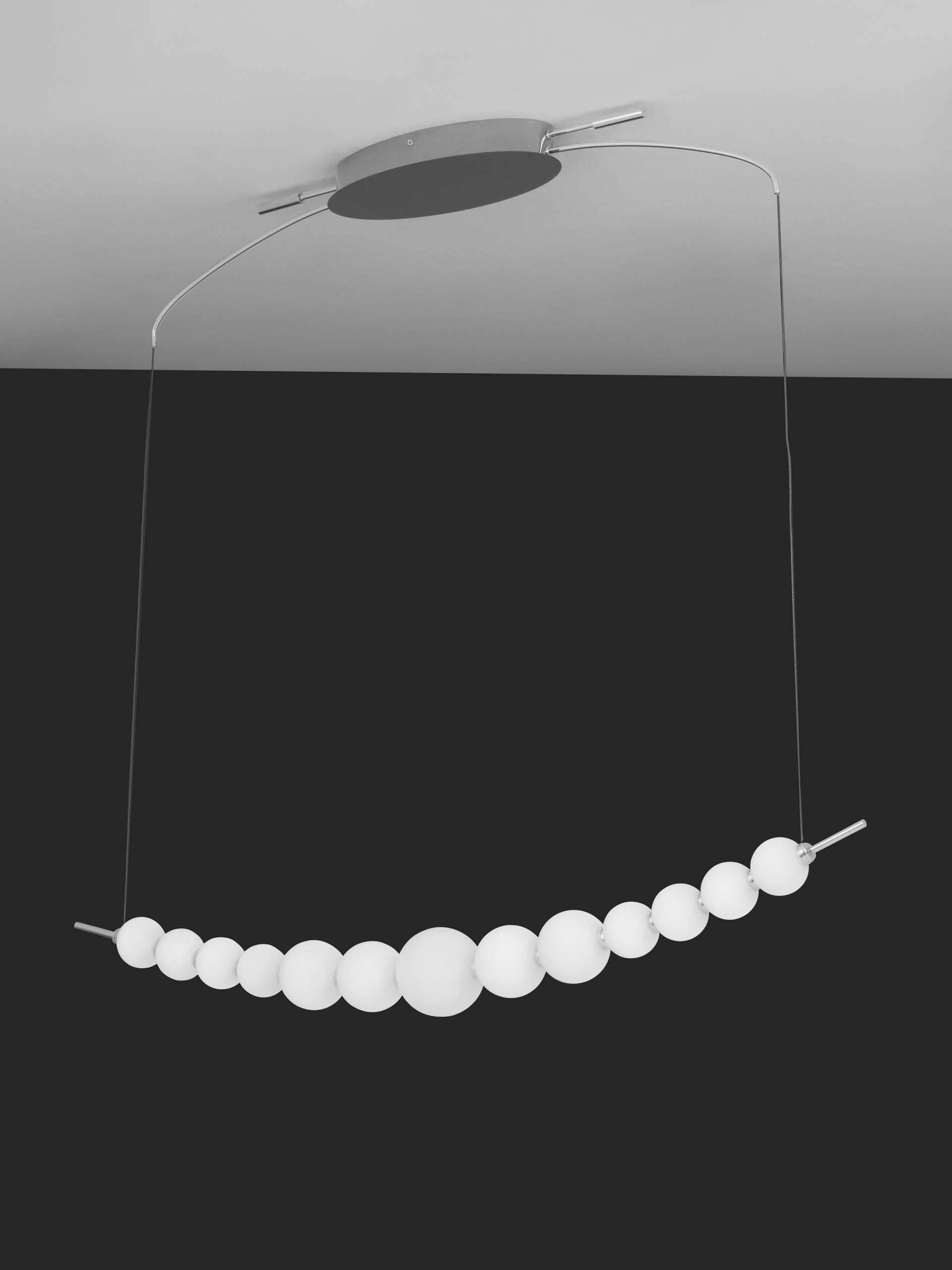 PERLA | L 107 W 13.5 H 120 cm | 28 W | 3000 K | 2686 lm | IP20 | White/Chrome | Glass/Metal