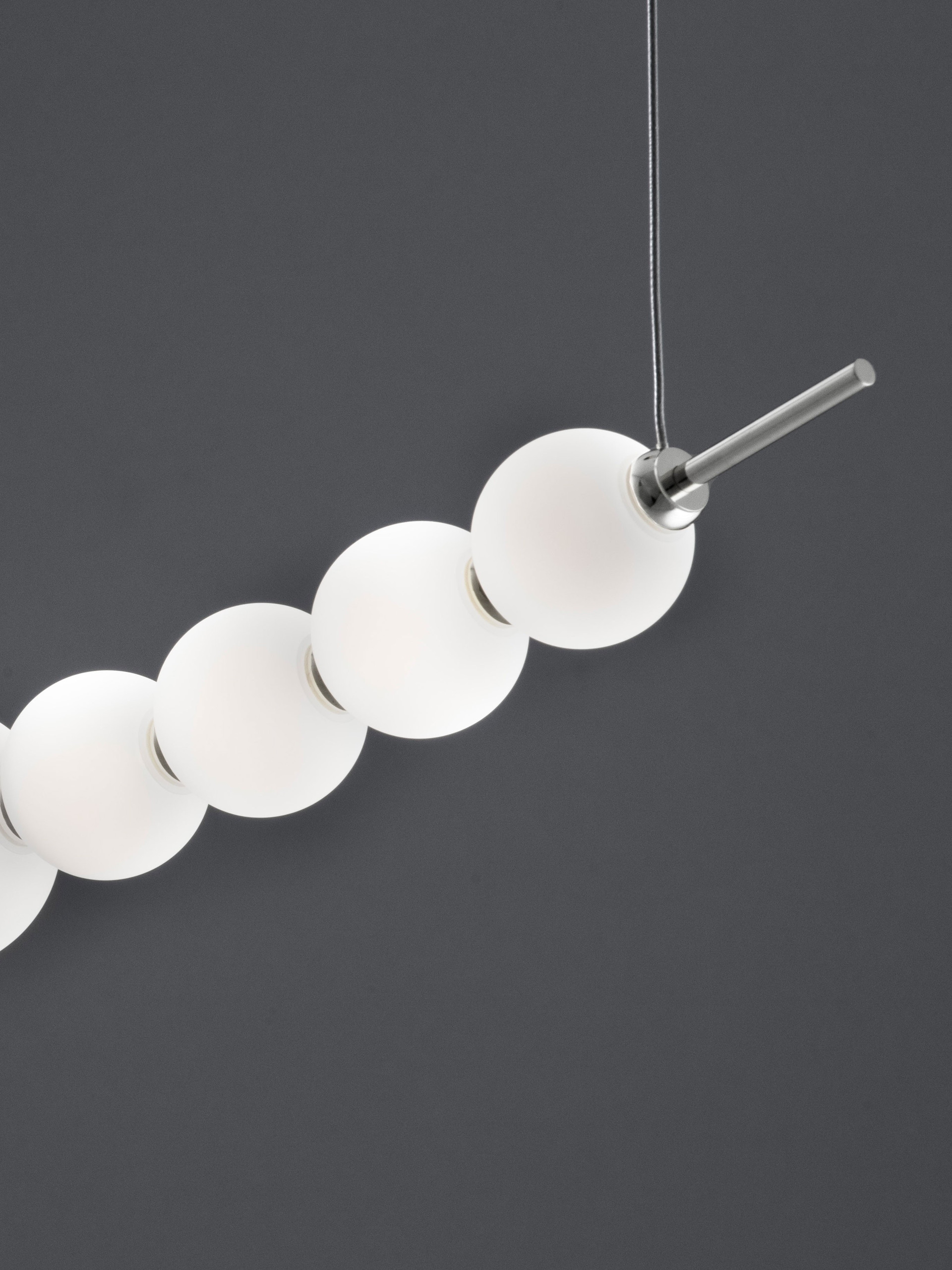 PERLA | L 107 W 13.5 H 120 cm | 28 W | 3000 K | 2686 lm | IP20 | White/Chrome | Glass/Metal