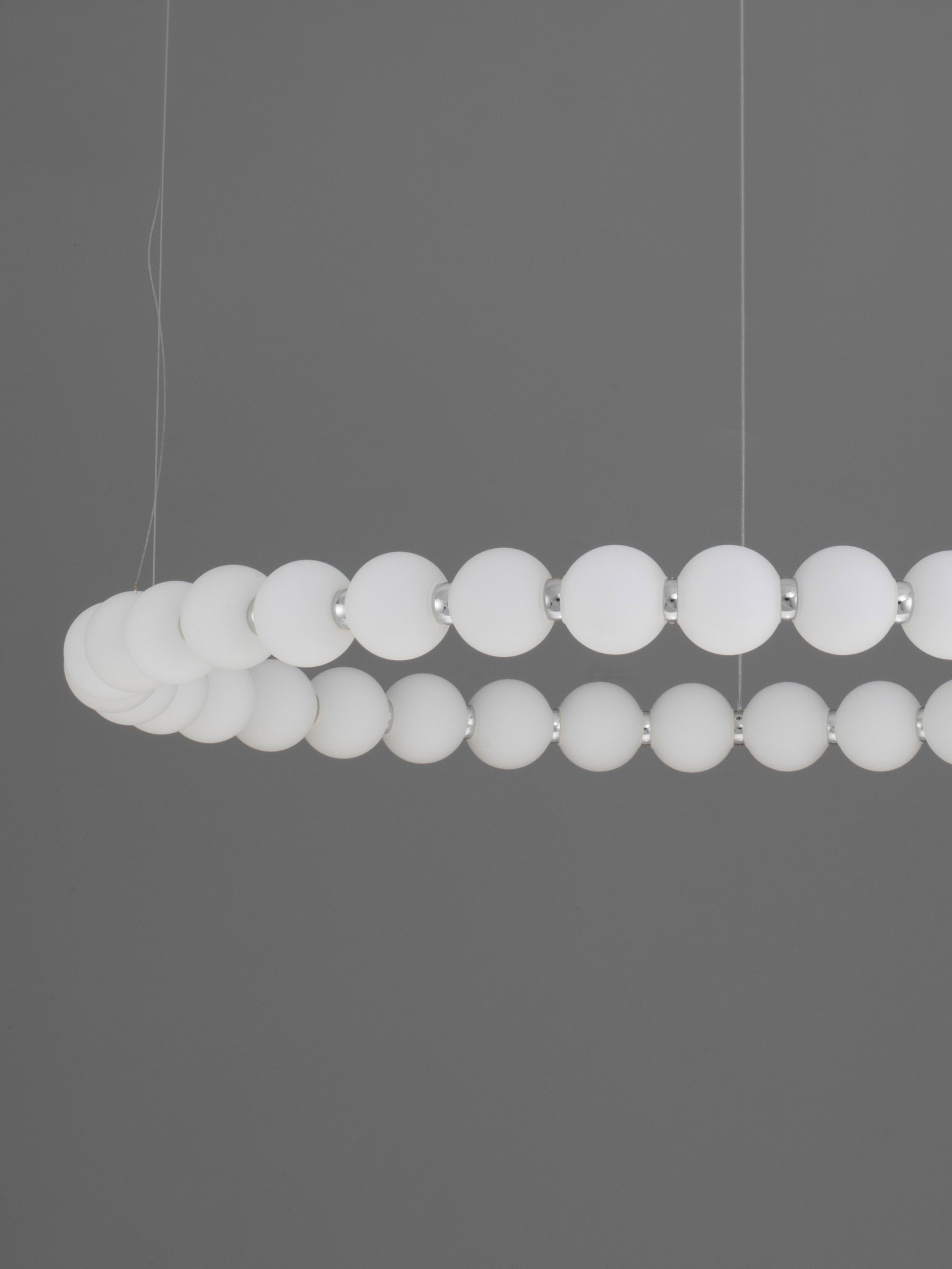 PERLA | H 200 D 80 cm | 72 W | 3000 K | 6492 lm | IP20 | White/Chrome | Glass/Metal