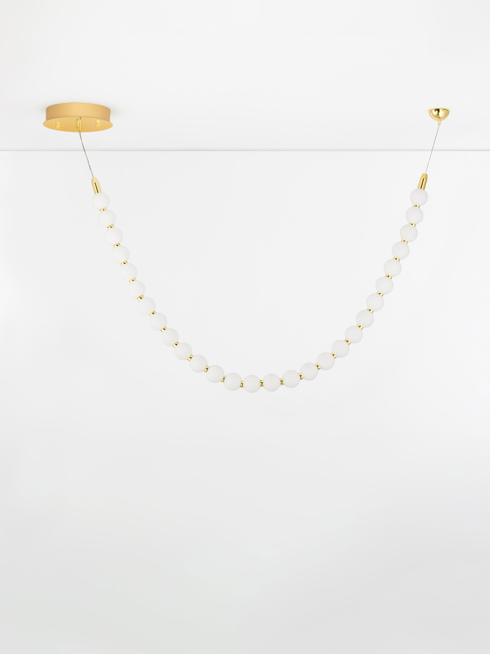 PERLA | L 116 W 24 H 81 cm | 48 W | 3000 K | 4031 lm | IP20 | White/Gold | Glass/Metal