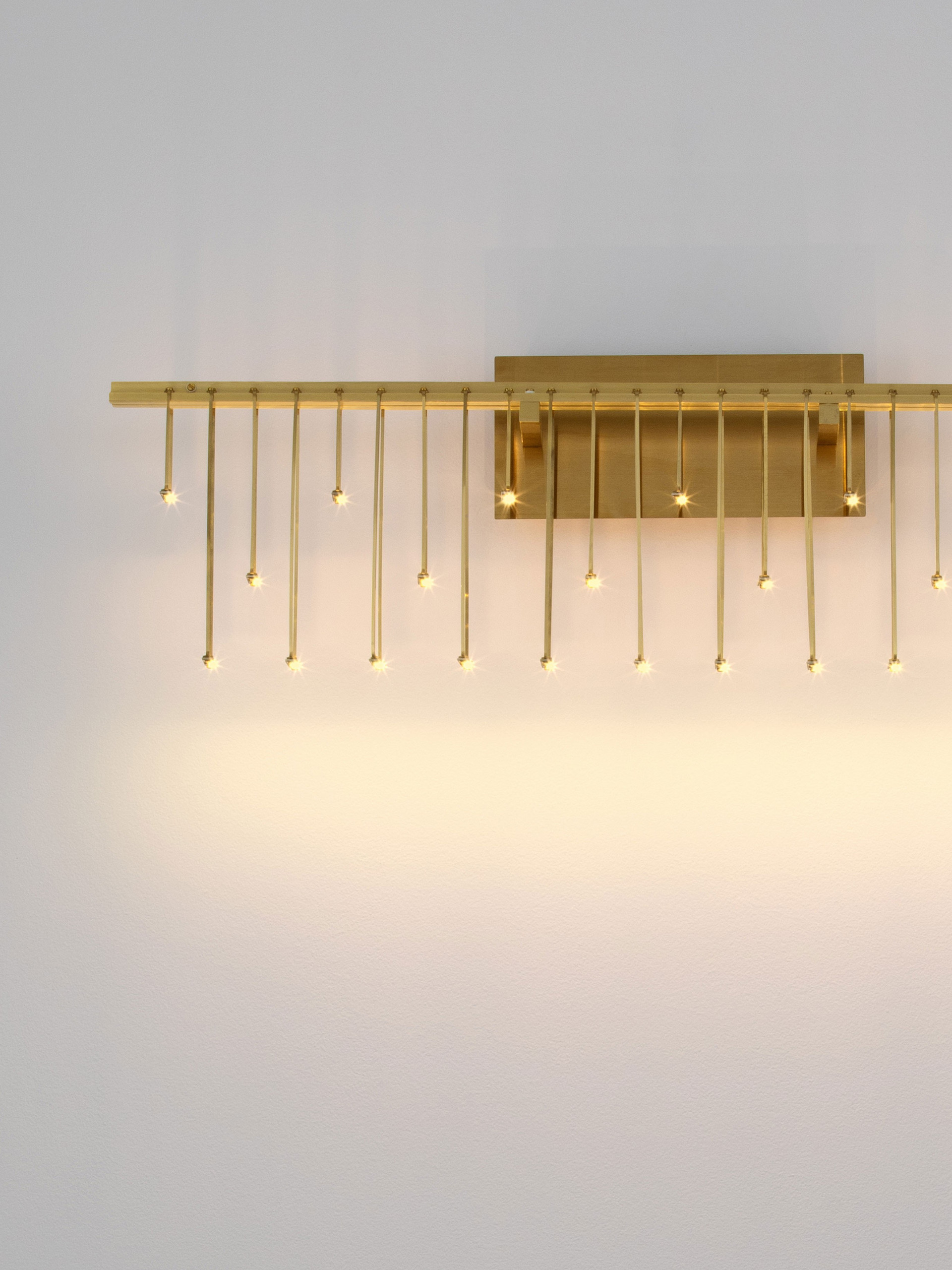 STELLAR | L 67 W 10 H 20 cm | 11 W | 3000 K | 807 lm | IP20 | Gold | Aluminum/Copper