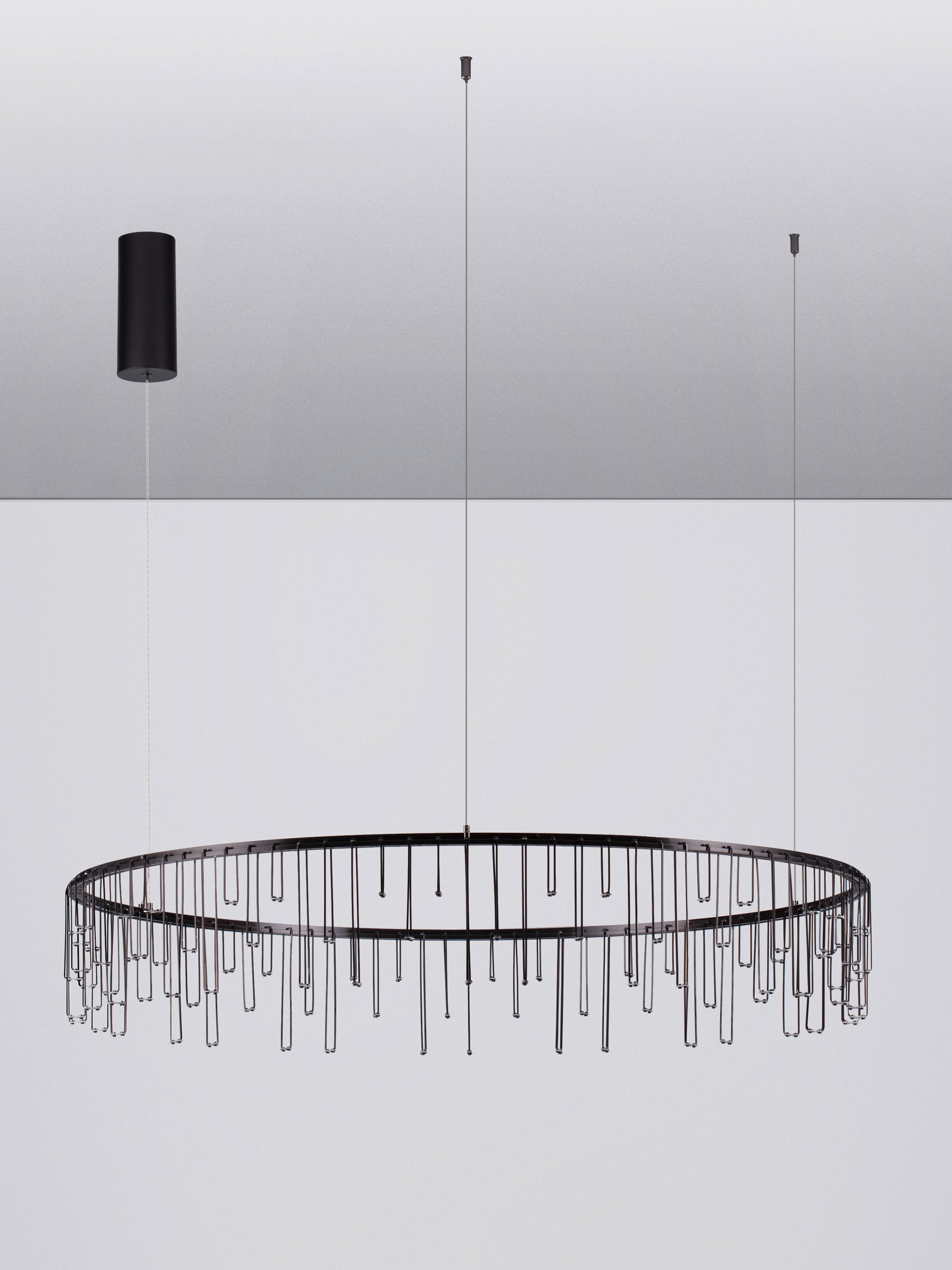 STELLAR | H 150 D 100 cm | 36 W | 3000 K | 3116 lm | IP20 | Black | Aluminum