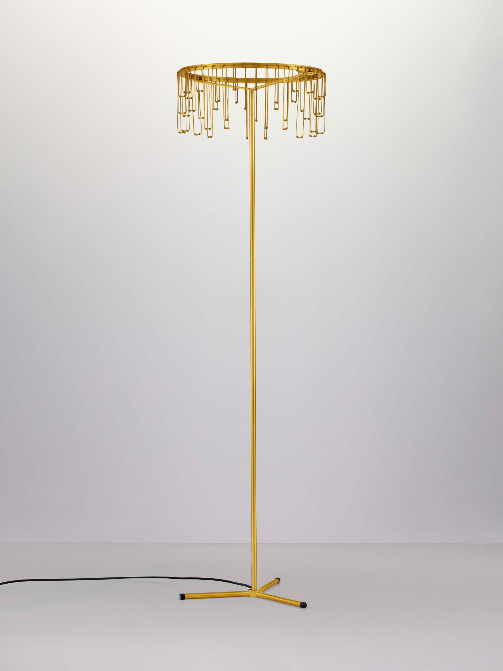 STELLAR | W 40 H 140 D 40 cm | 17 W | 3000 K | 1258 lm | IP20 | Gold | Aluminum/Copper