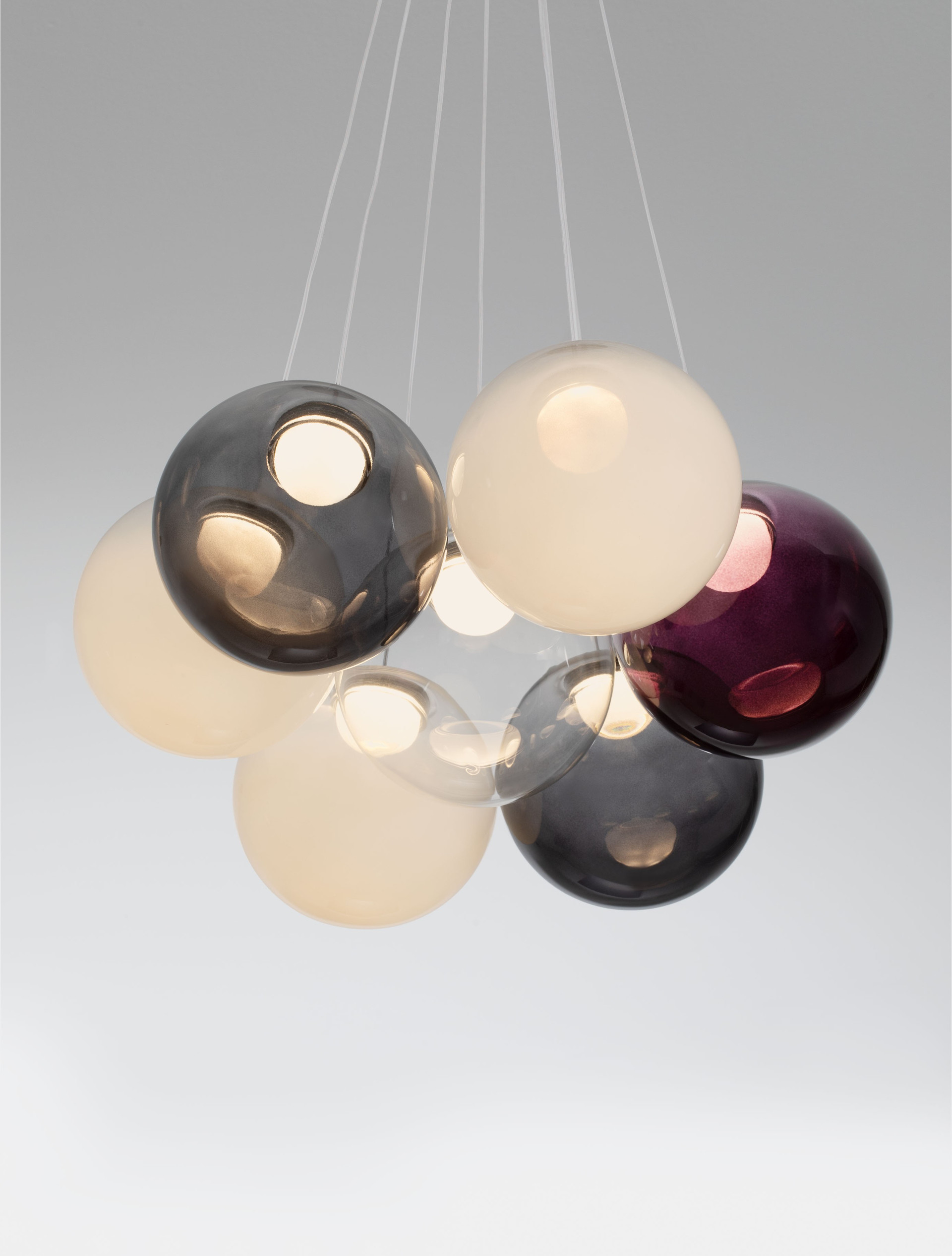 SILENZIO | H 120 D 45 cm | 41 W | 3000 K | 2093 lm | IP20 | Gray | Glass/Metal