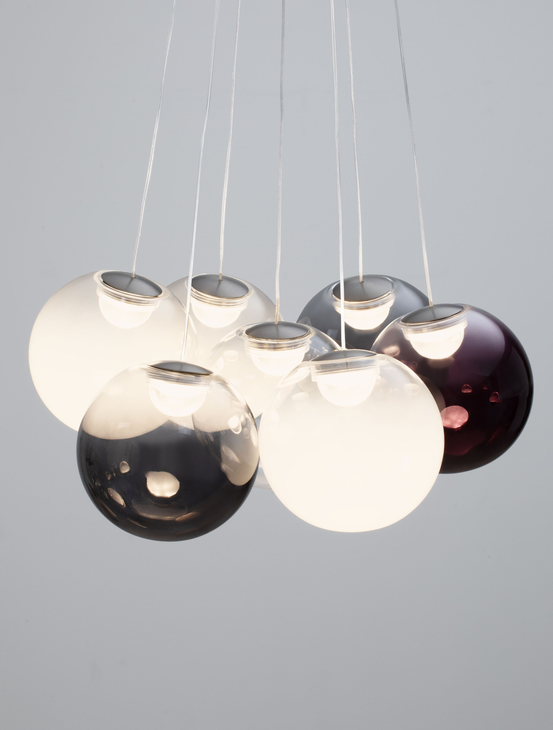 SILENZIO | H 120 D 45 cm | 41 W | 3000 K | 2093 lm | IP20 | Gray | Glass/Metal