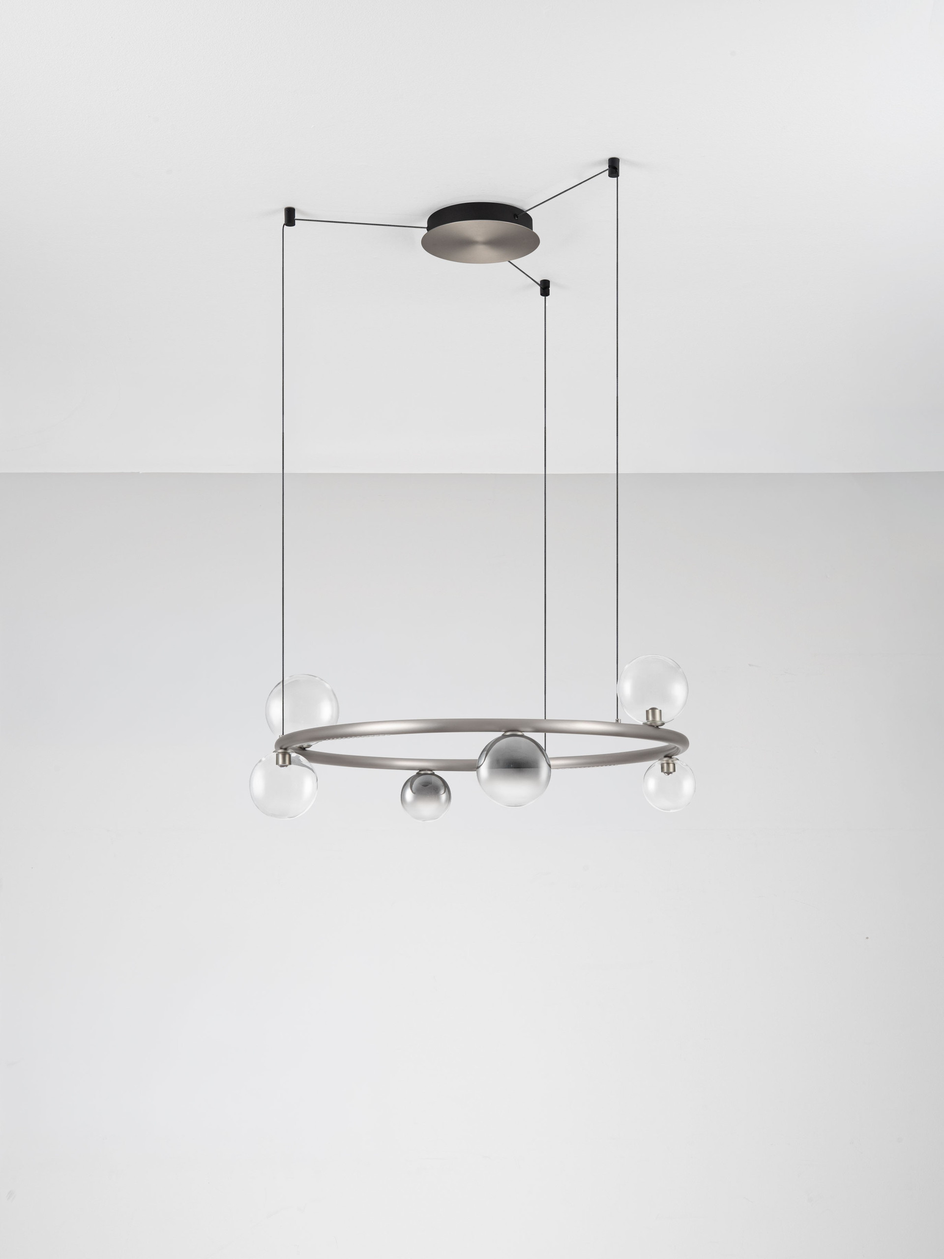 CELSO | H 220 D 75 cm | 30 W | 3000 K | 2319 lm | IP20 | Ασήμι/Διάφανο/Smokey | Ατσάλι/Γυαλί/Αλουμίνιο