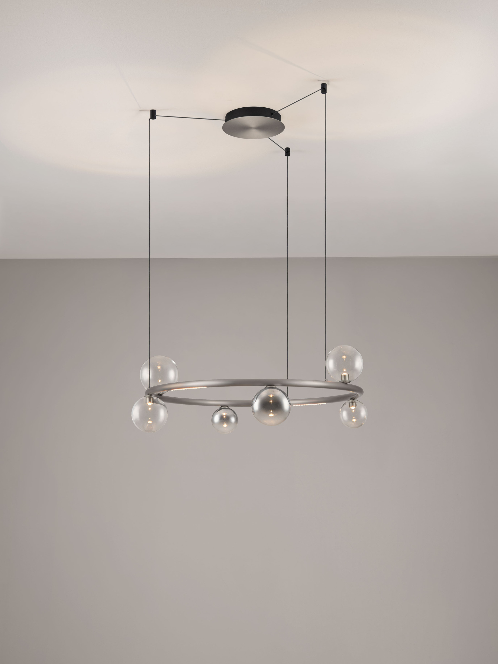 CELSO | H 220 D 75 cm | 30 W | 3000 K | 2319 lm | IP20 | Ασήμι/Διάφανο/Smokey | Ατσάλι/Γυαλί/Αλουμίνιο