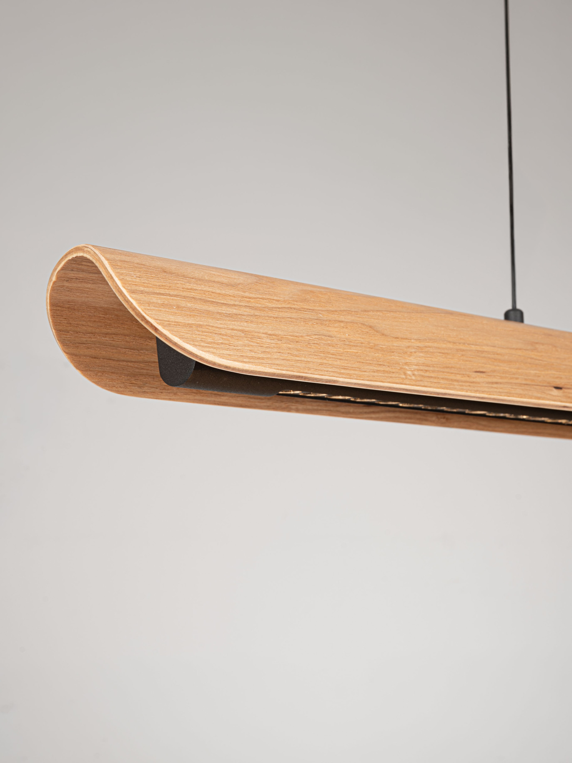 BRIANNE | L 120 W 10 H 210 cm | 29 W | 3000 K | 1186 lm | IP20 | Δρυς | Ξύλο