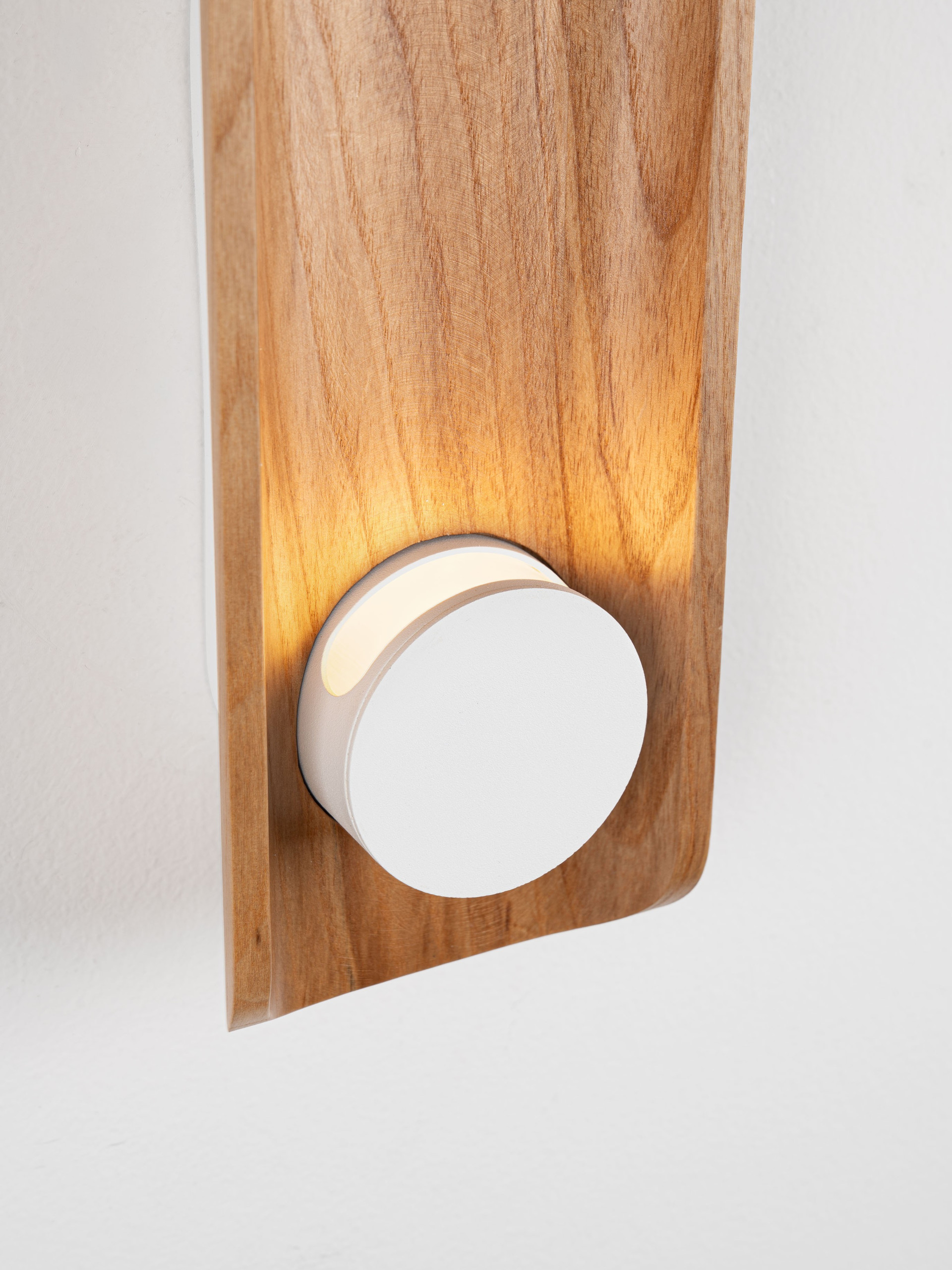 KOEN | L 10 W 6 H 31 cm | 4 W | 3000 K | 313 lm | IP20 | Δρυς | Ακρυλικό/Ξύλο