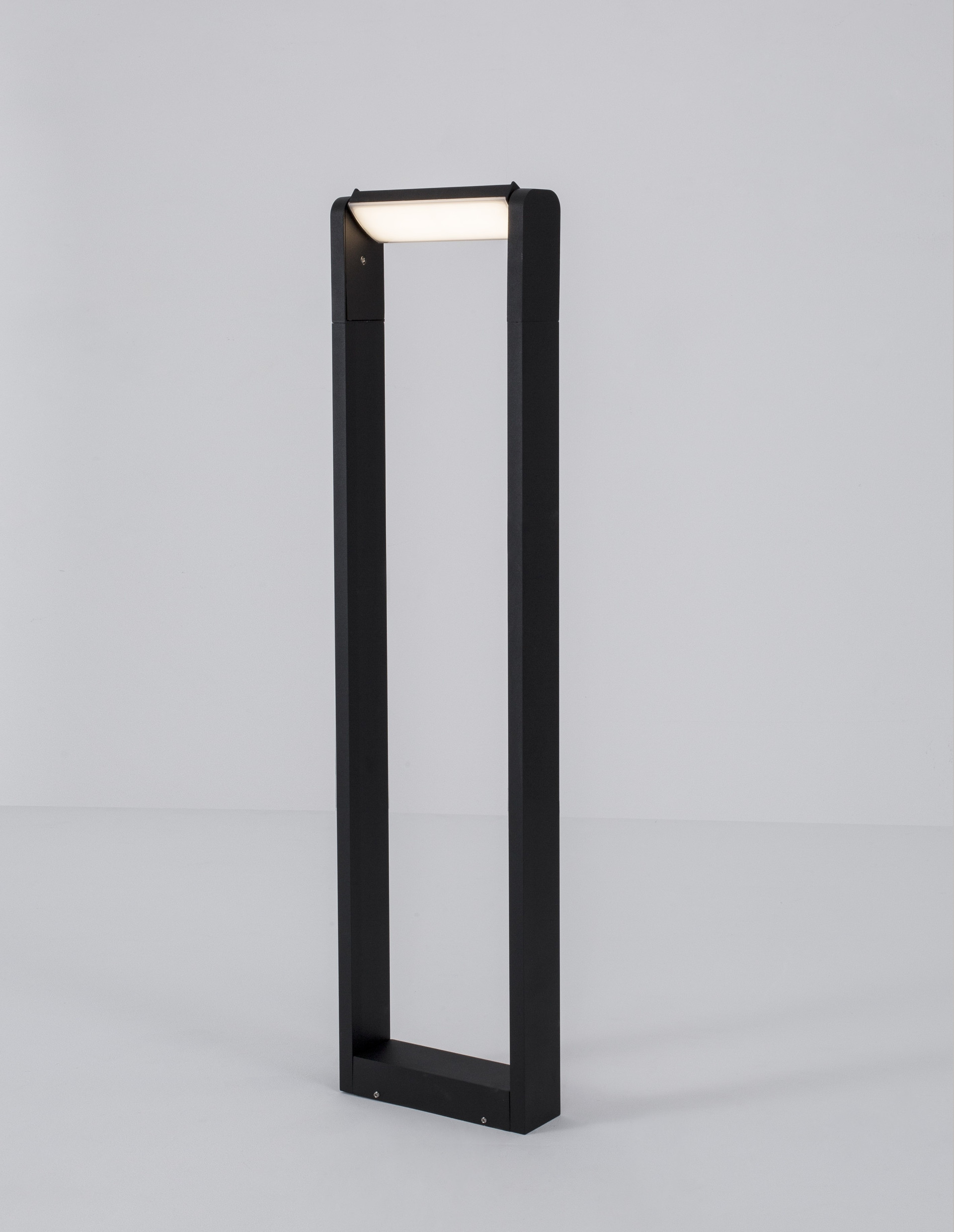 VOLVEL | L 20 W 6 H 80 cm | 7 W | 3000 K | 719 lm | IP54 | Nero | Alluminio