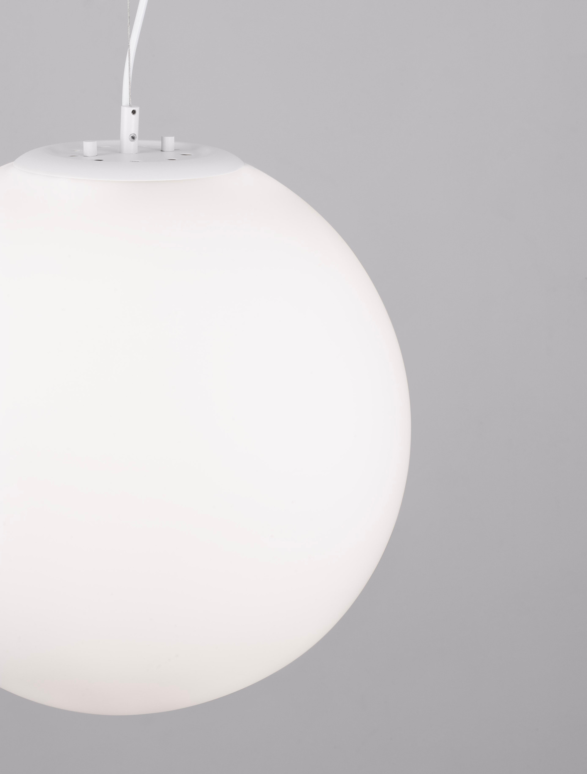 NEVOSO | H 130 D 40 cm | 12 W | IP20 | White | Glass/Metal