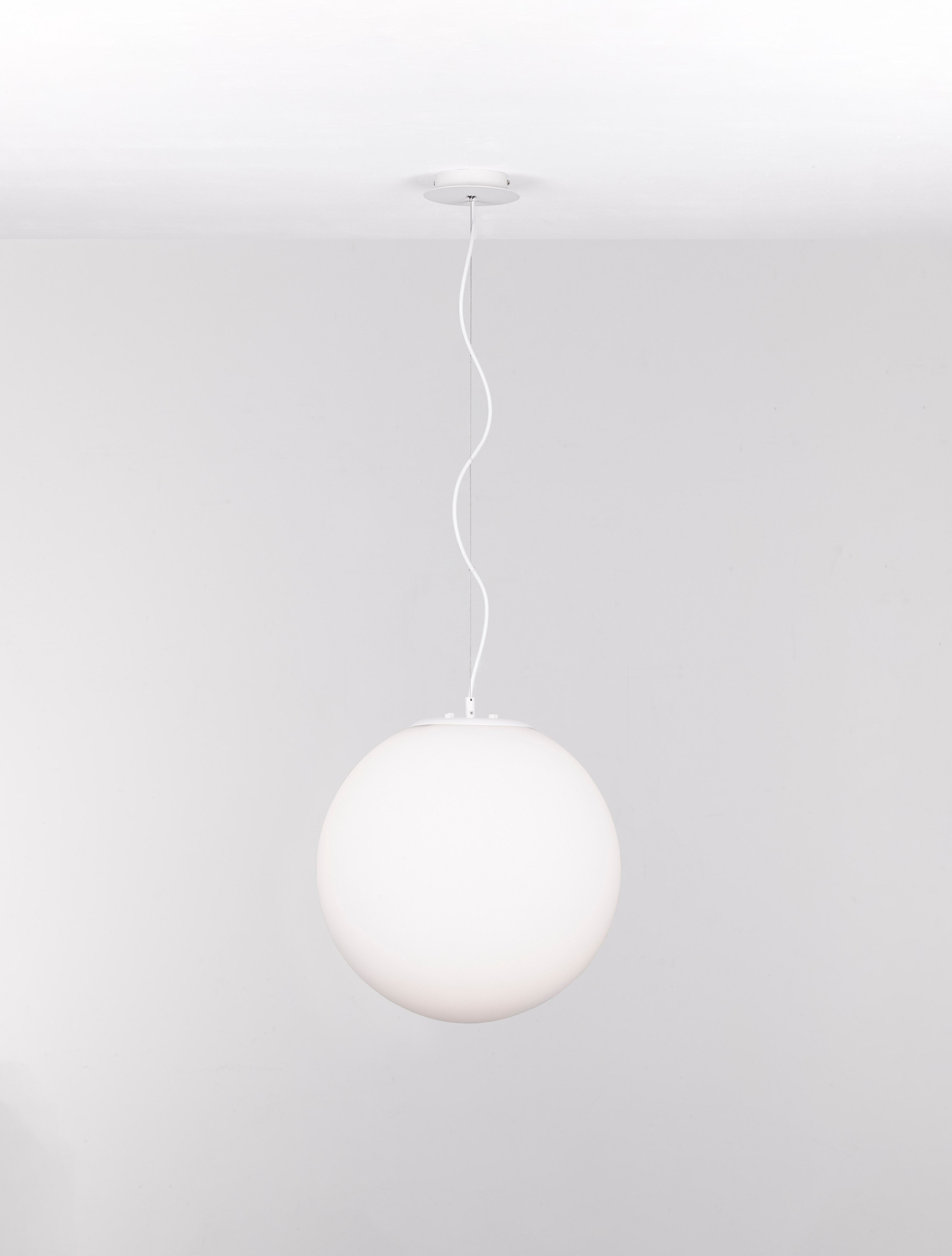 NEVOSO | H 130 D 40 cm | 12 W | IP20 | White | Glass/Metal