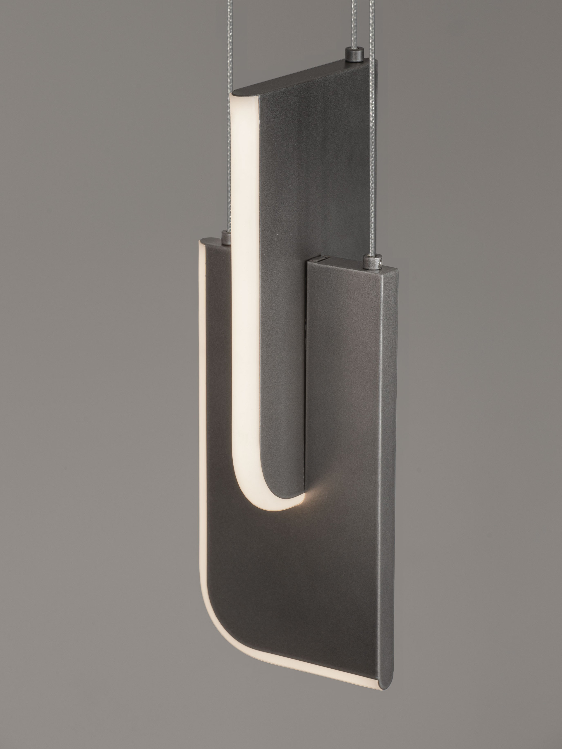TOTEM | L 15 W 15 H 200 cm | 9 W | 3000 K | 380 lm | IP20 | Anthracite | Metal/Acrylic