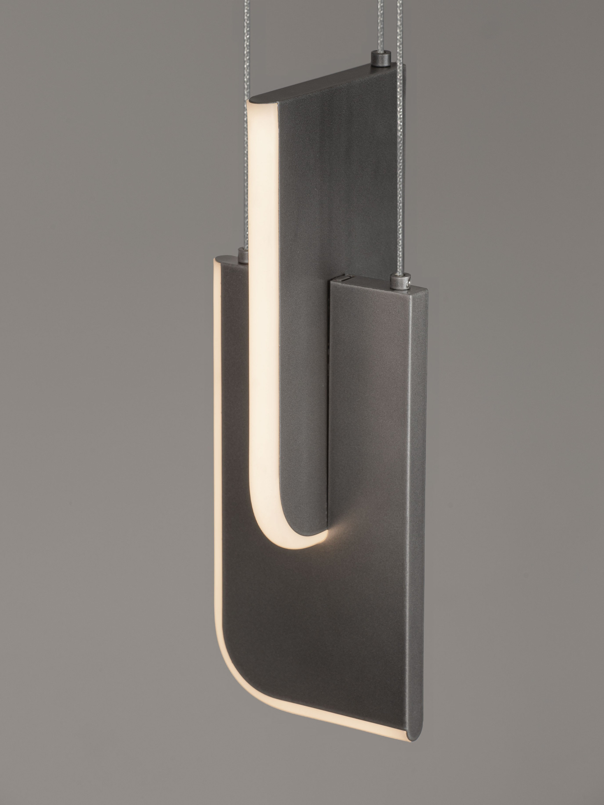 TOTEM | L 15 W 15 H 200 cm | 9 W | 2700 K | 380 lm | IP20 | Anthracite | Metal/Acrylic