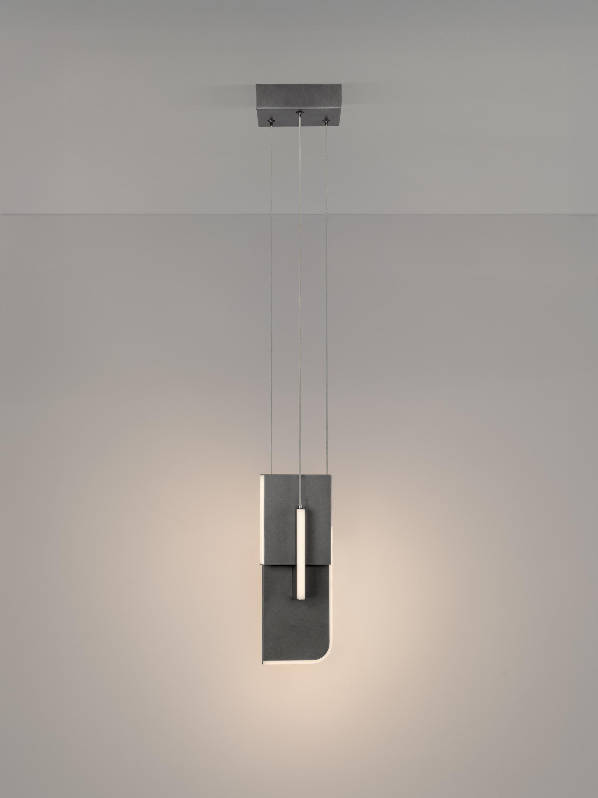 TOTEM | L 15 W 15 H 200 cm | 11 W | 3000 K | 464 lm | IP20 | Anthracite | Metal/Acrylic