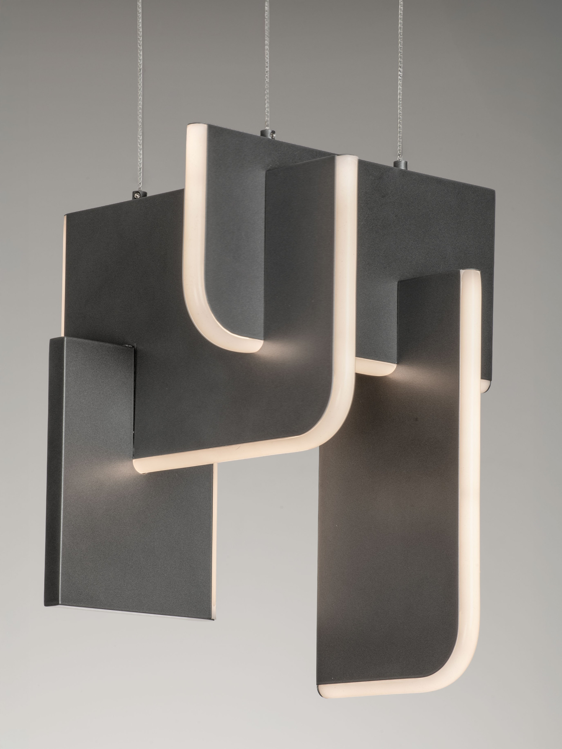 TOTEM | L 24.6 W 25.3 H 200 cm | 20 W | 2700 K | 796 lm | IP20 | Anthracite | Metal/Acrylic