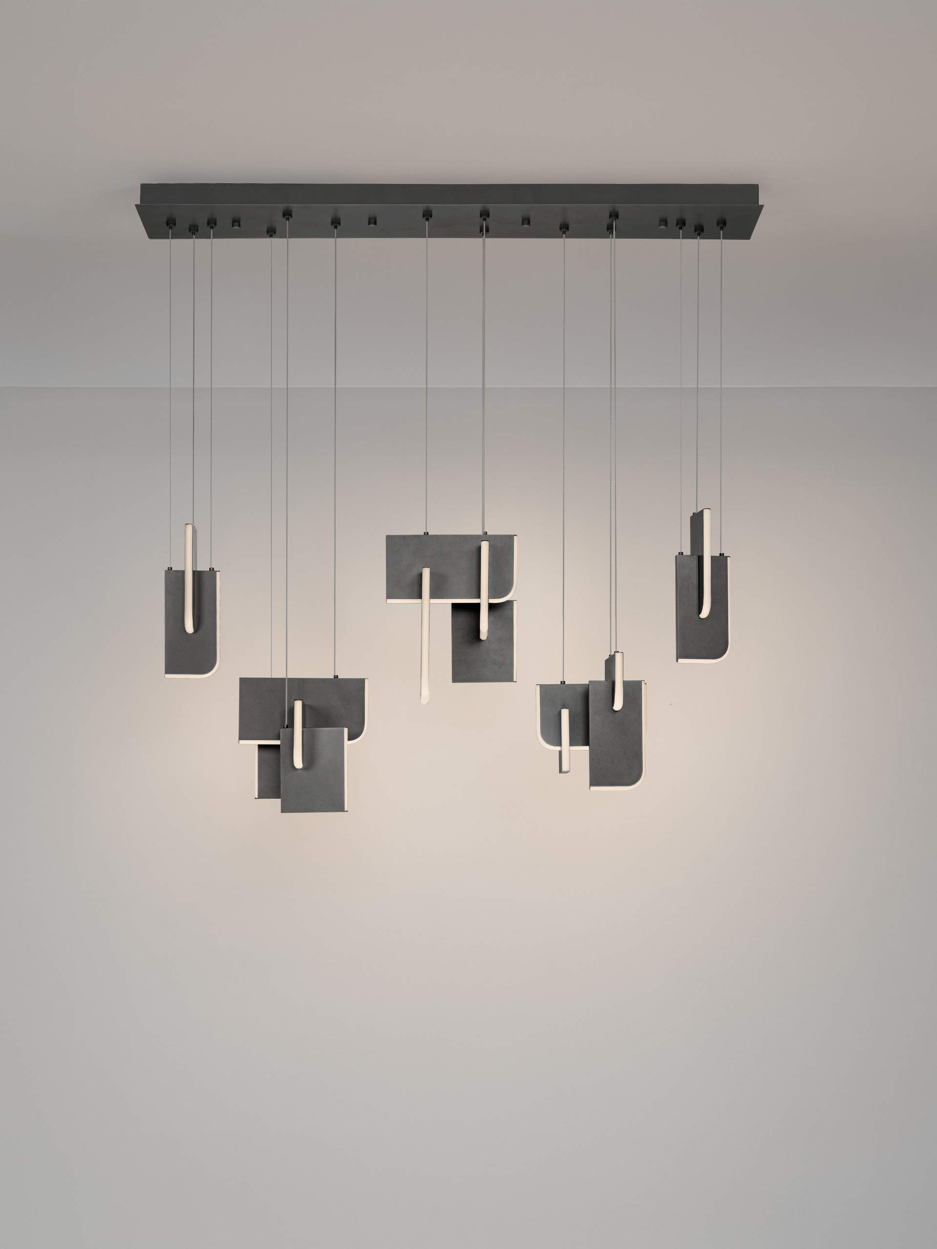 TOTEM | L 120 W 25 H 150 cm | 20 W | 2700 K | 2381 lm | IP20 | Anthracite | Metal/Acrylic
