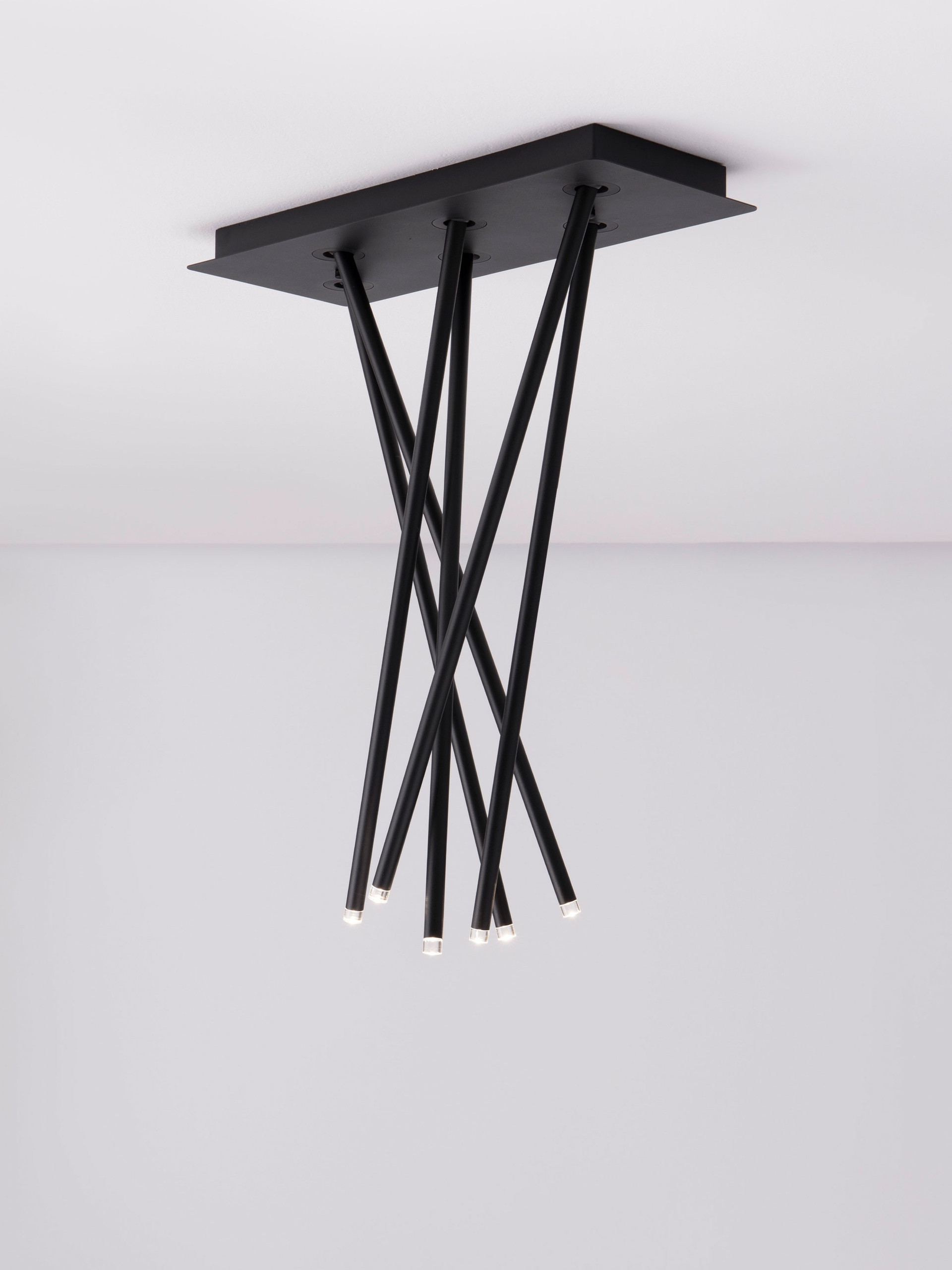 STILVI | L 50 W 20 H 65 cm | 17 W | 3000 K | 573 lm | IP20 | Nero | Alluminio