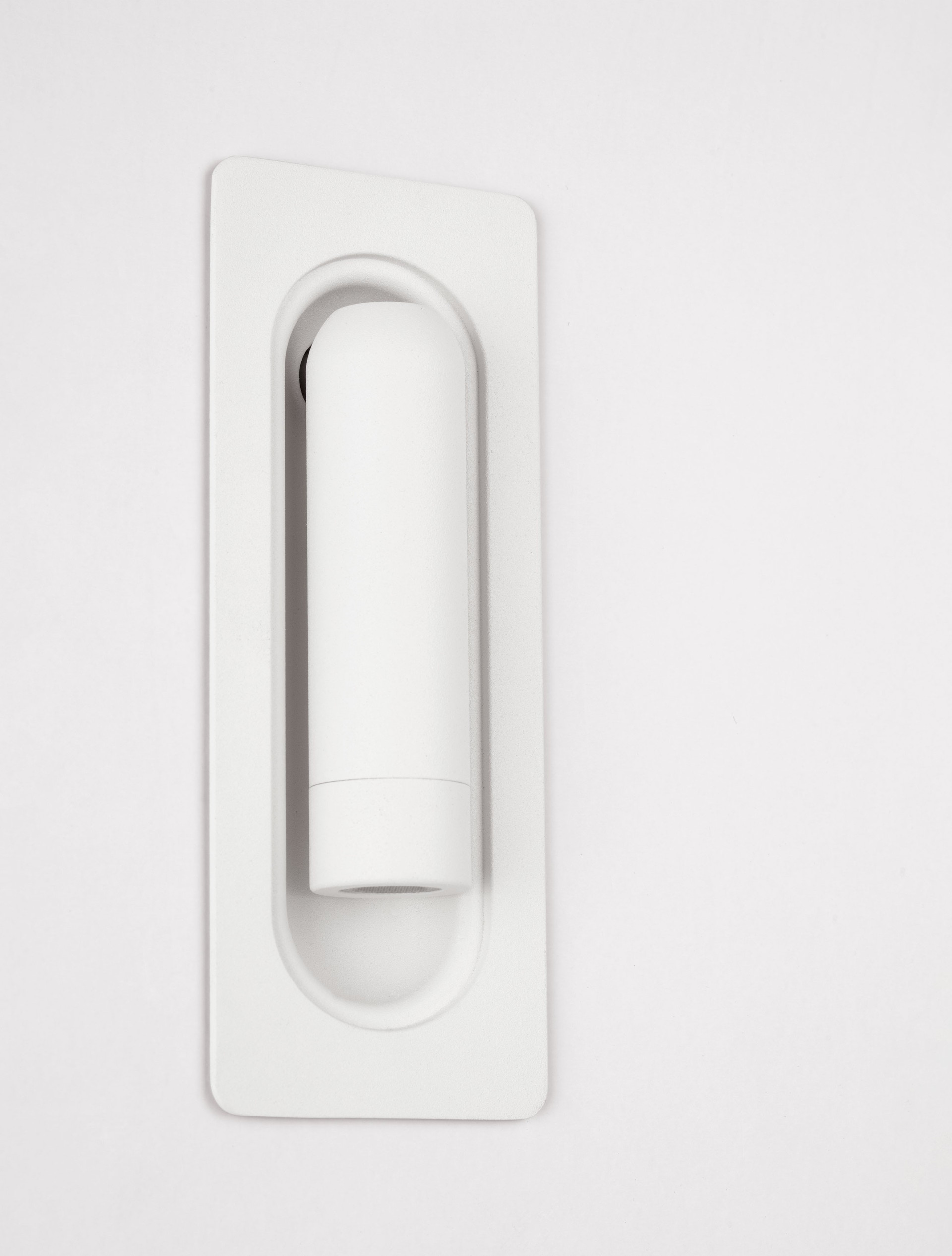 INLITE | L 6.8 W 6 H 16.8 cm | 3 W | 3000 K | 166 lm | IP20 | White | Aluminum