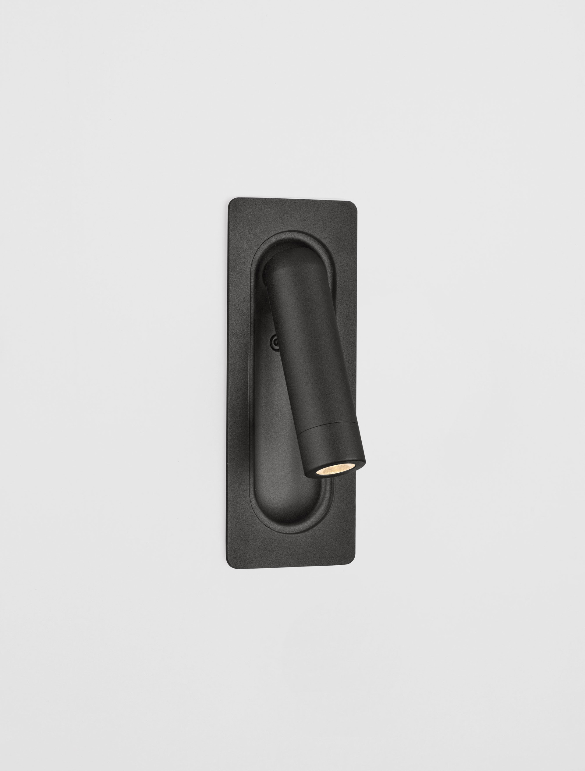 INLITE | L 6.8 W 6 H 16.8 cm | 3 W | 3000 K | 166 lm | IP20 | Black | Aluminum