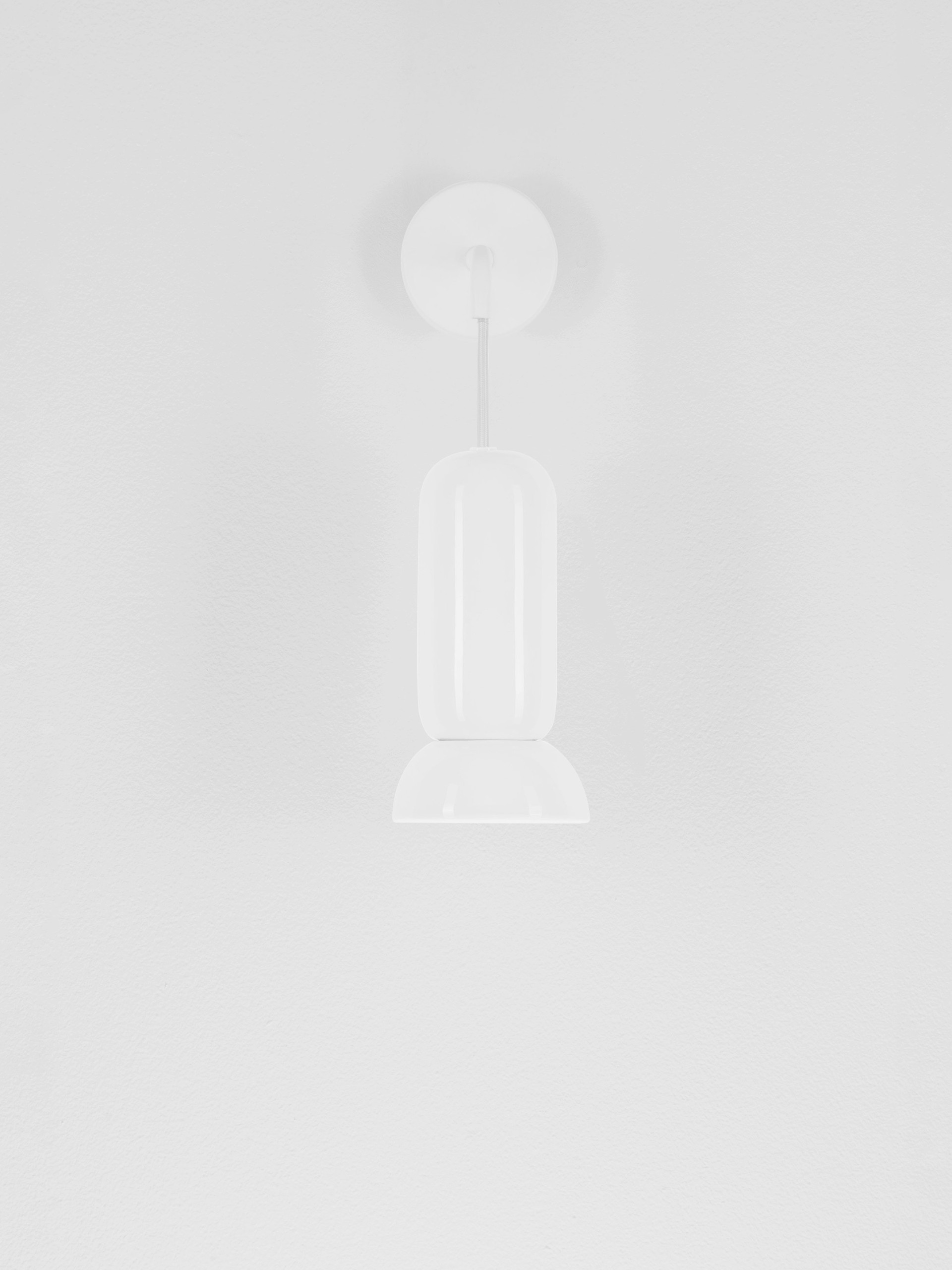 PARLO | W 15 H 36 D 11 cm | 10 W | IP20 | White | Steel/Ceramic