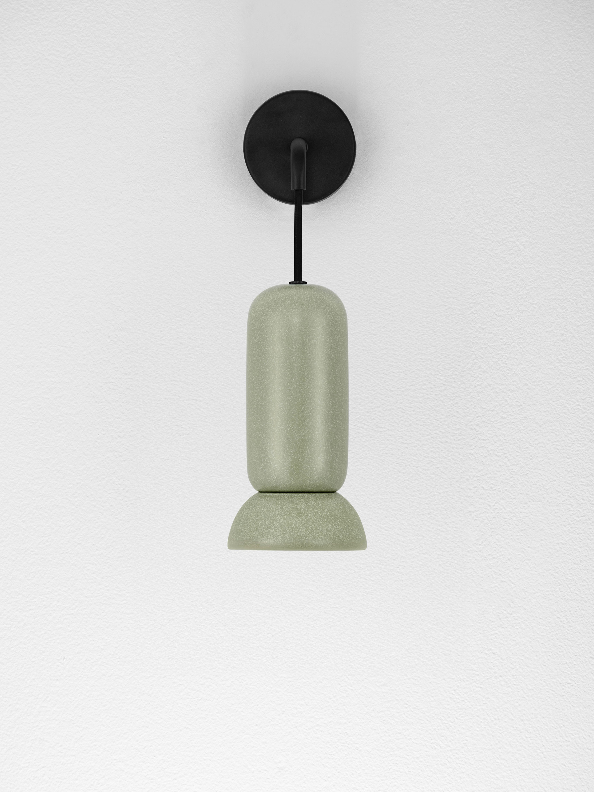 PARLO | W 15 H 36 D 11 cm | 10 W | IP20 | Grün | Stahl/Keramik