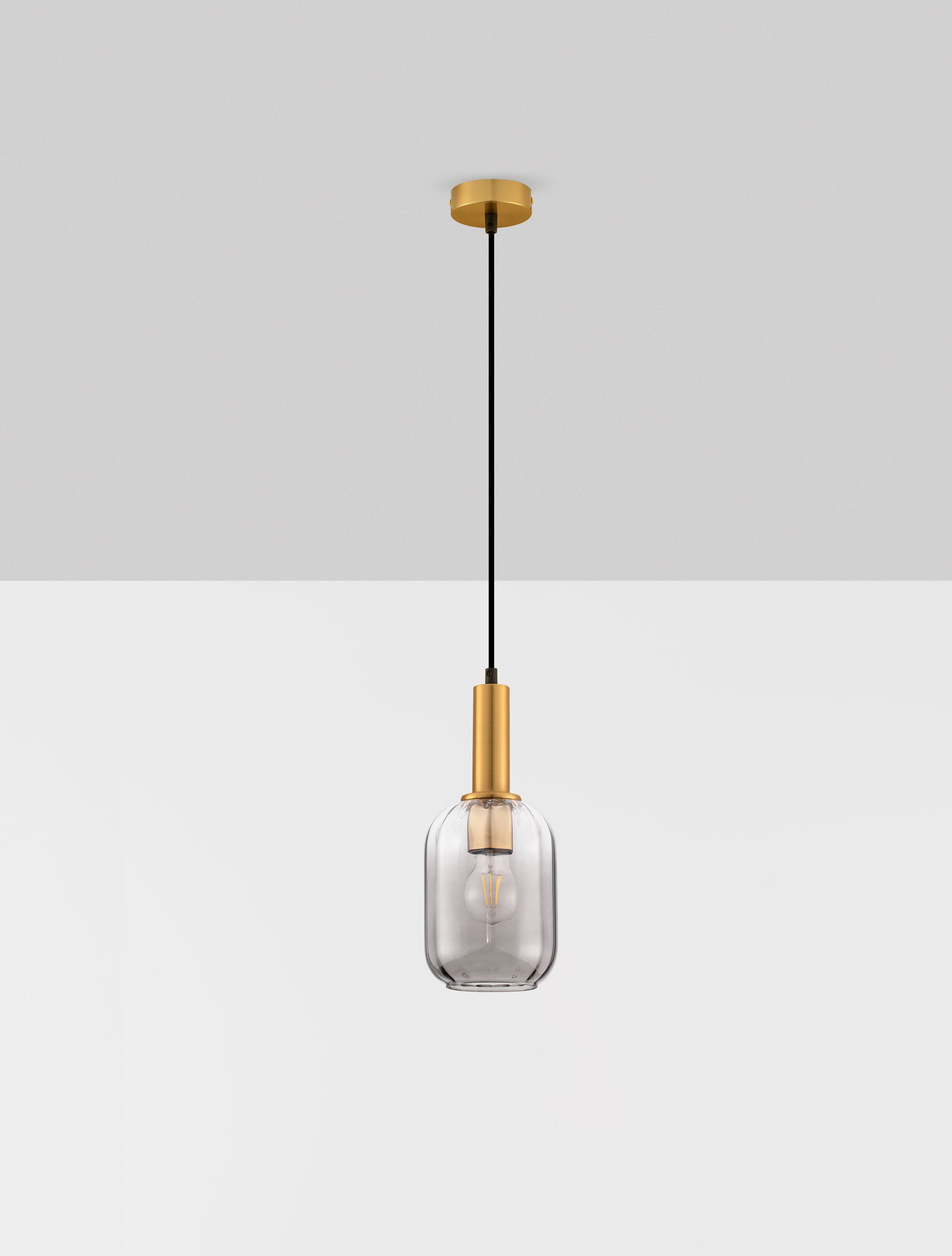 MAHO | H 150 D 14 cm | 12 W | IP20 | Brass/Smokey | Glass/Metal